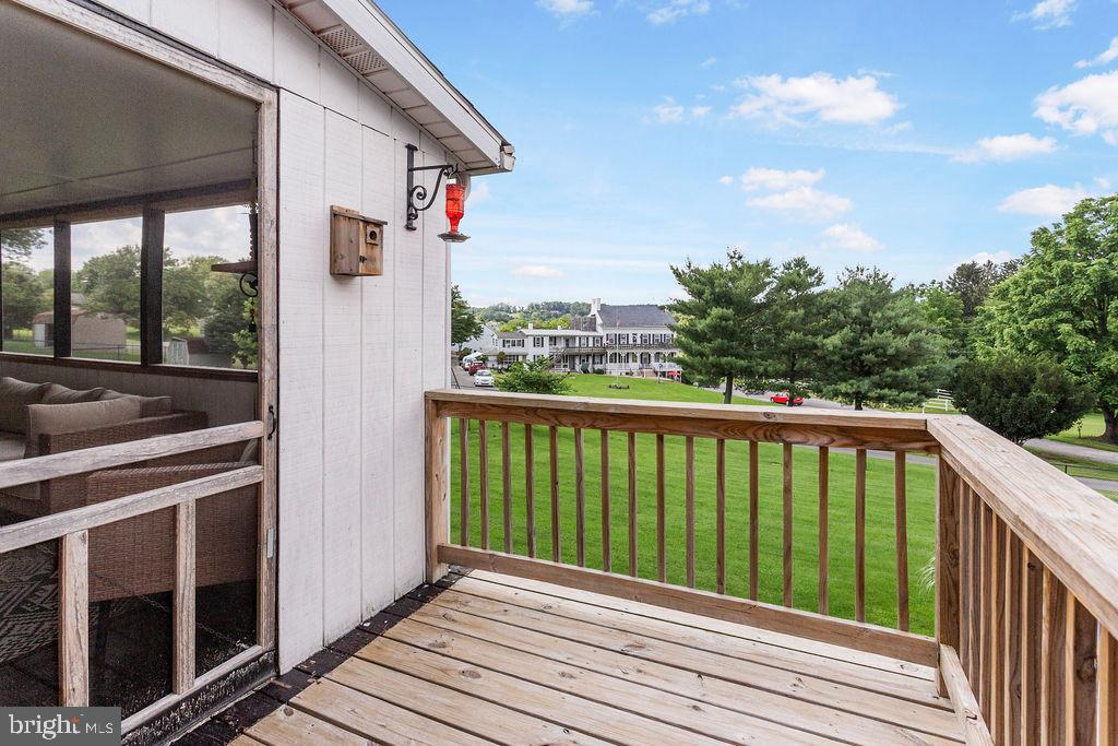 LEADER HEIGHTS - Residential