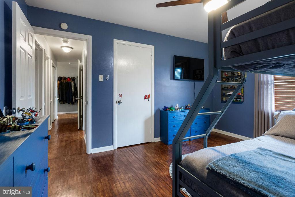 LEADER HEIGHTS - Residential