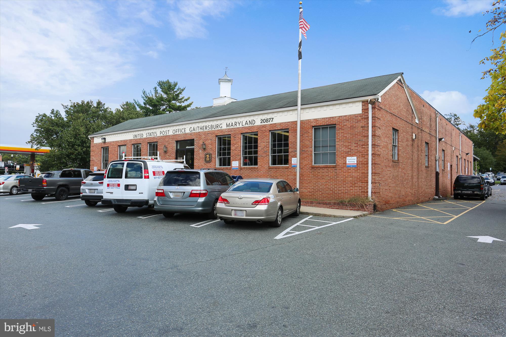 HIDDEN CREEK - Residential