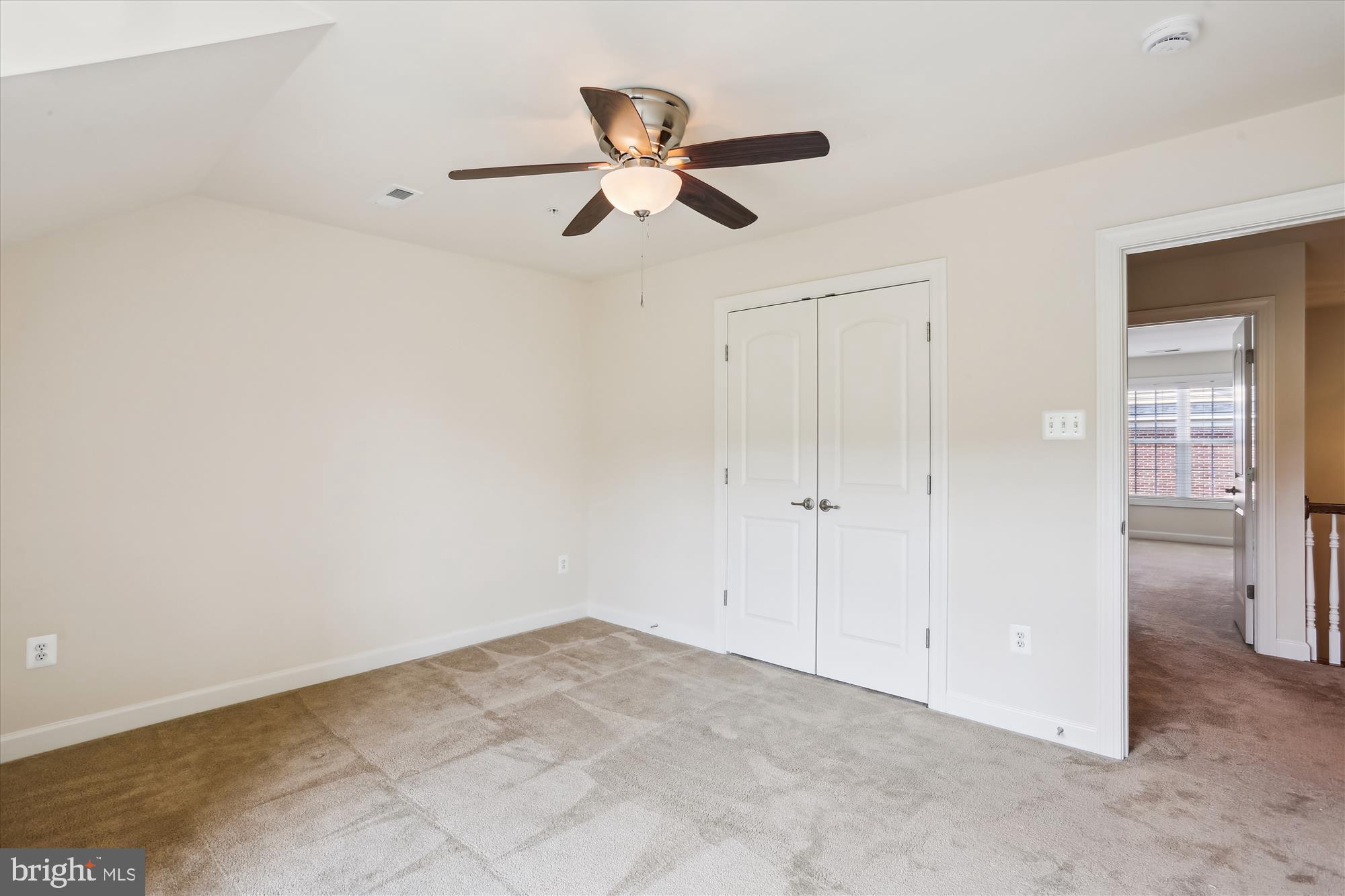 HIDDEN CREEK - Residential