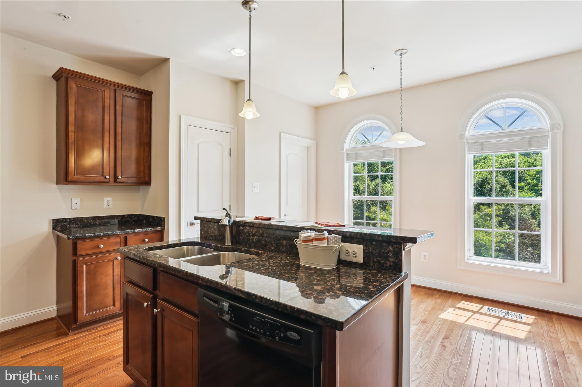 HIDDEN CREEK - Residential