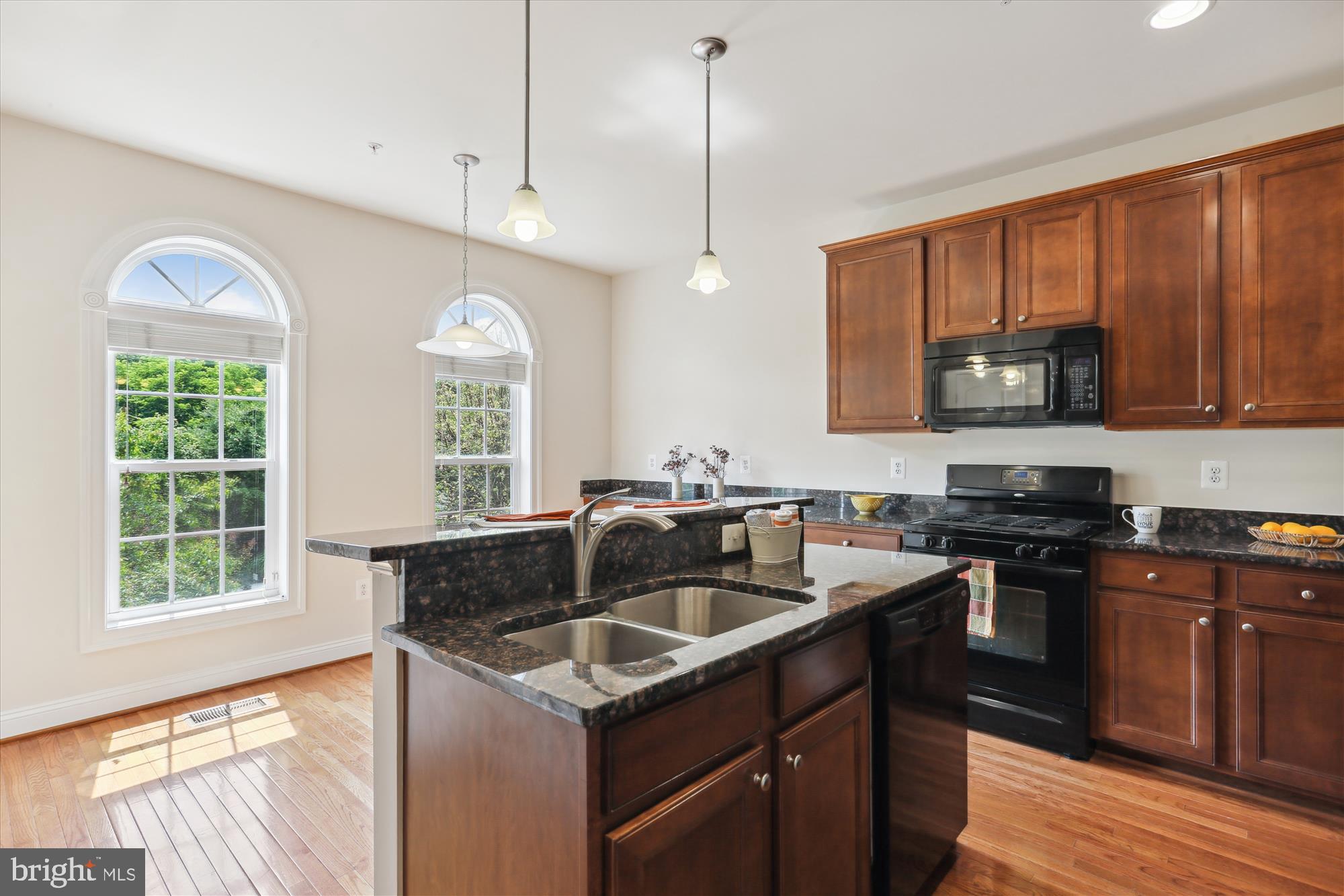 HIDDEN CREEK - Residential