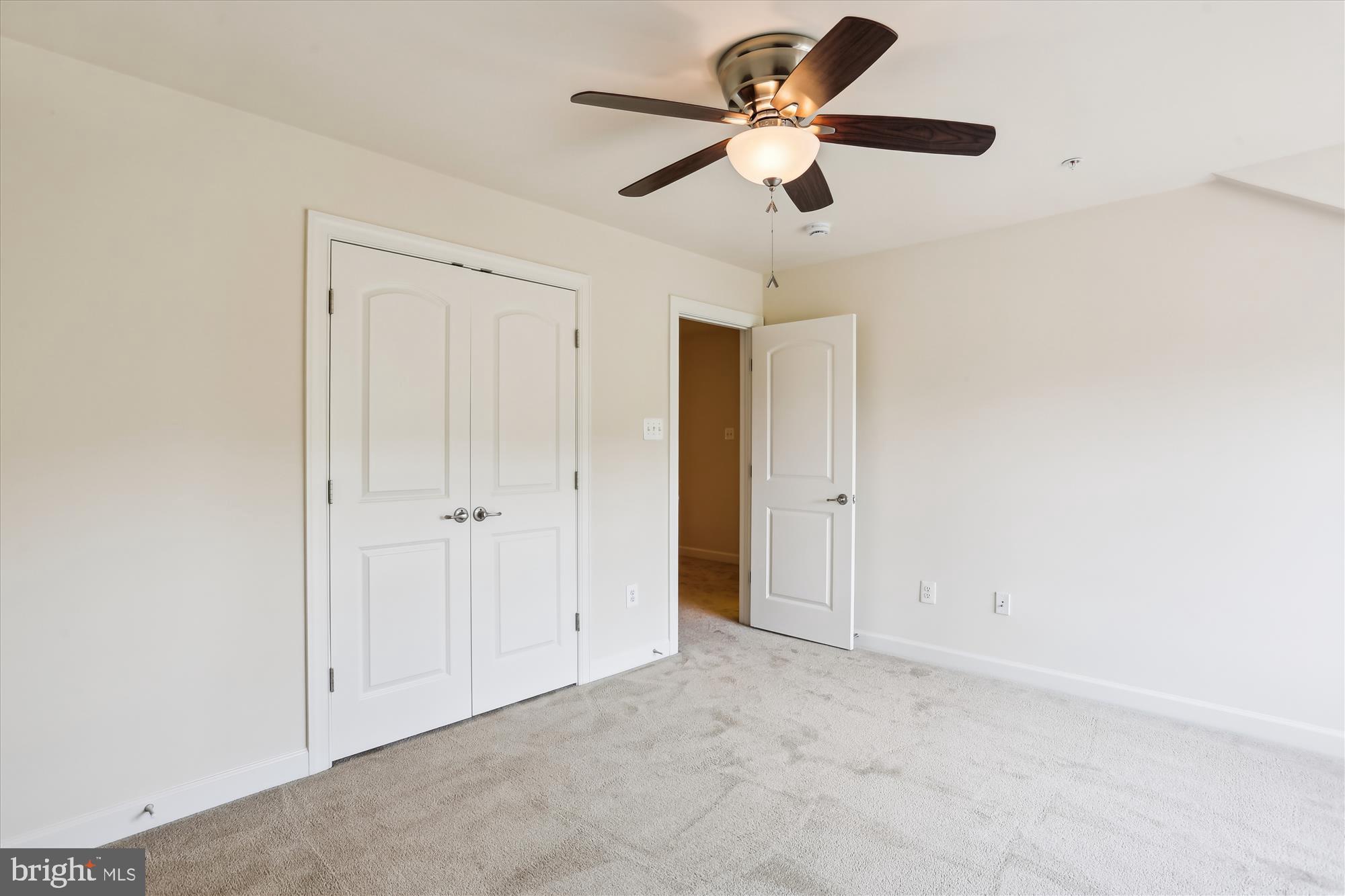 HIDDEN CREEK - Residential