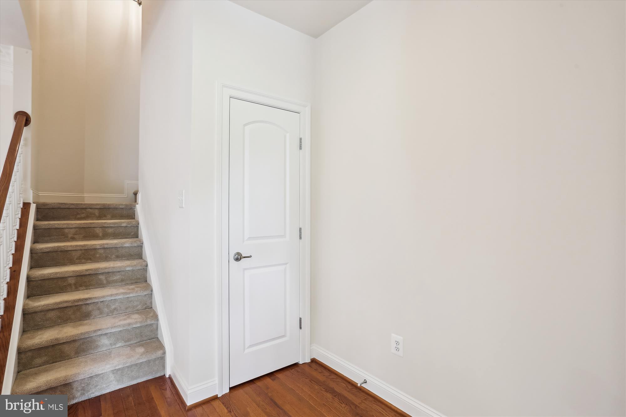 HIDDEN CREEK - Residential