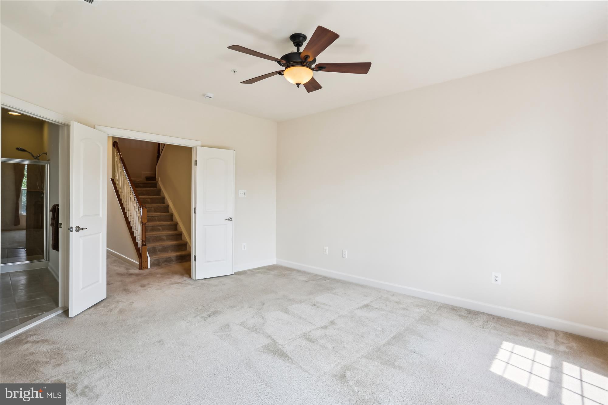 HIDDEN CREEK - Residential