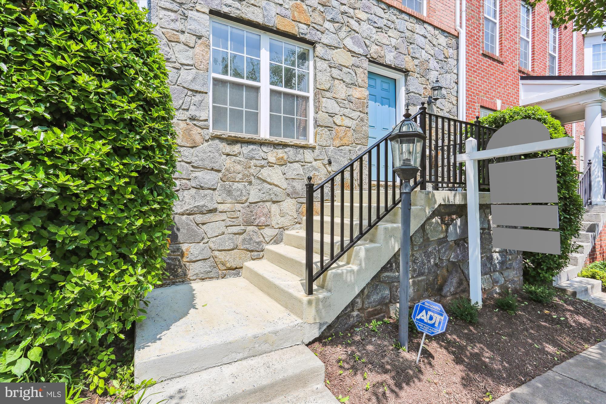 410 WHETSTONE GLEN STREET