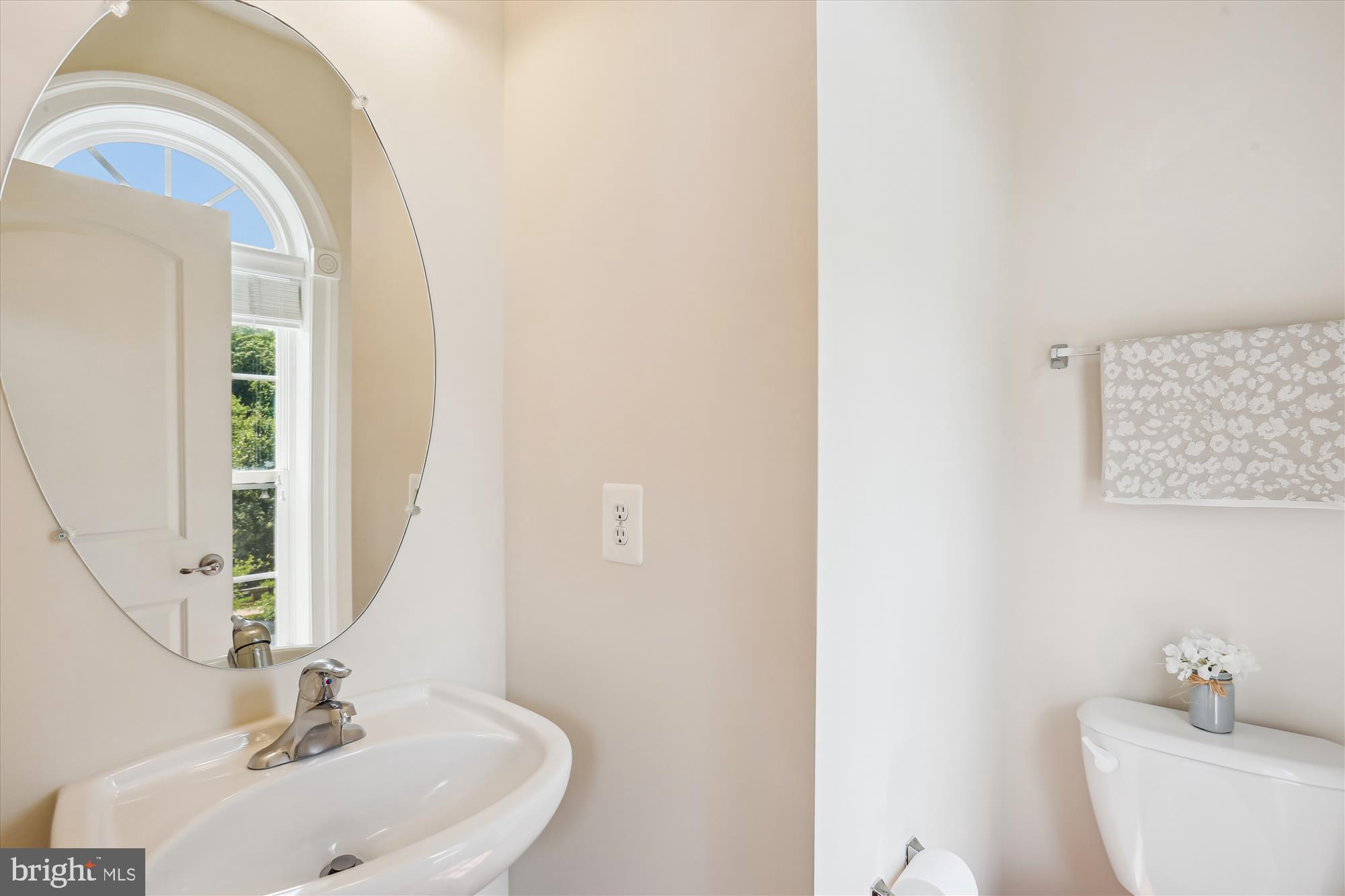 HIDDEN CREEK - Residential