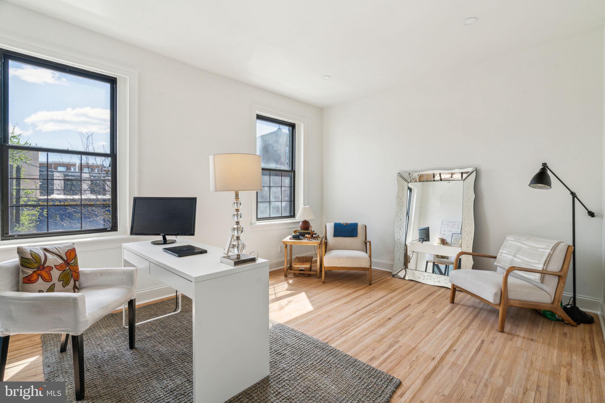 PASSYUNK SQUARE - Residential