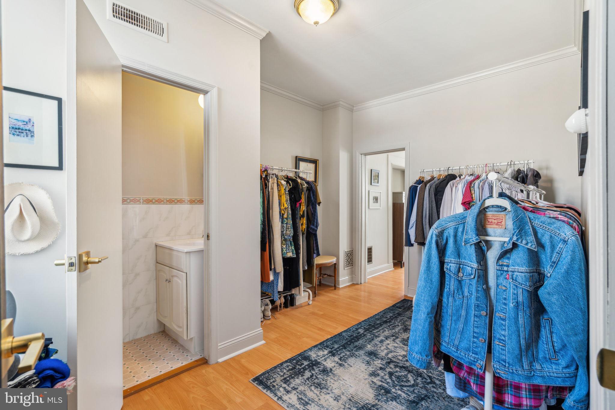 PASSYUNK SQUARE - Residential