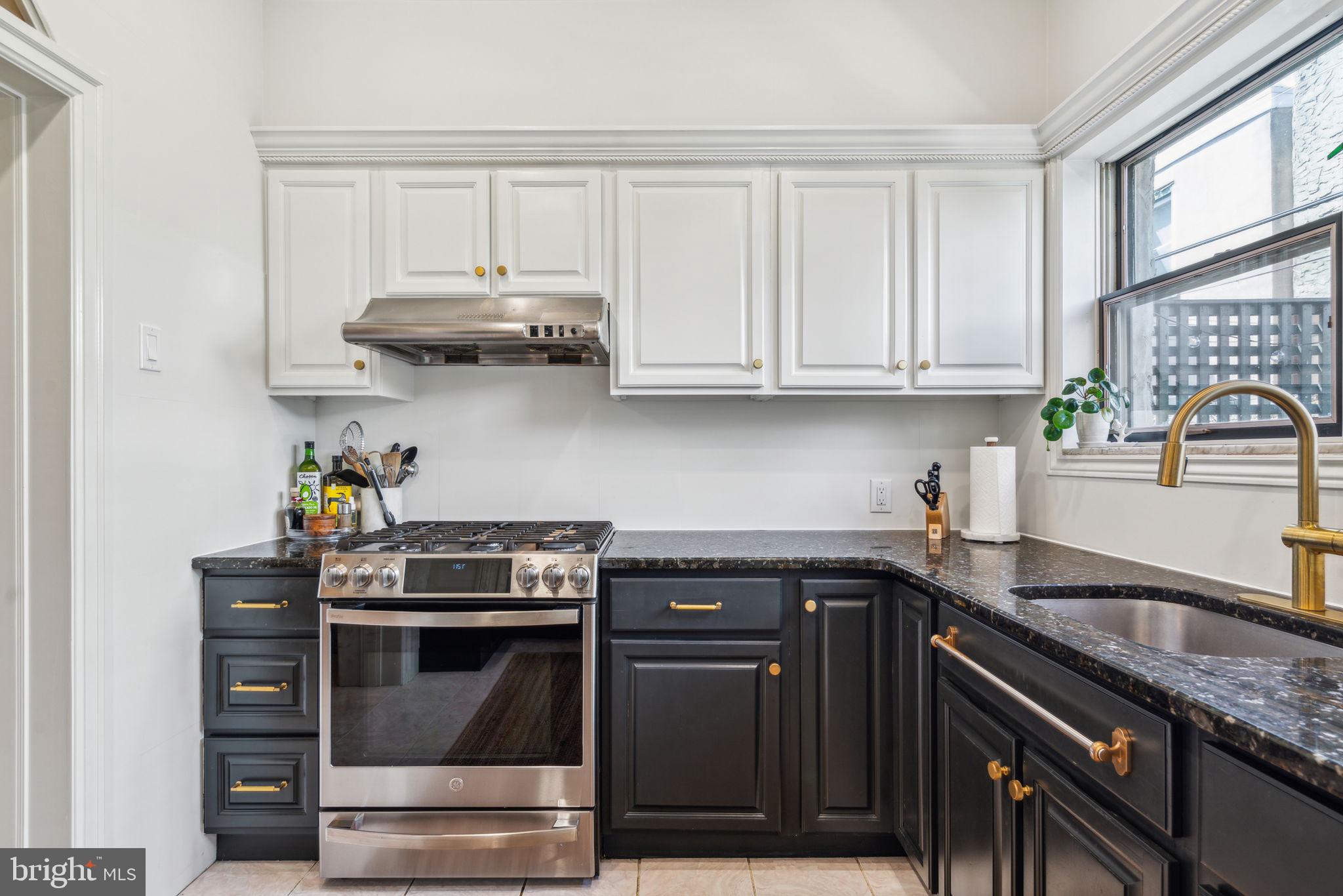 PASSYUNK SQUARE - Residential