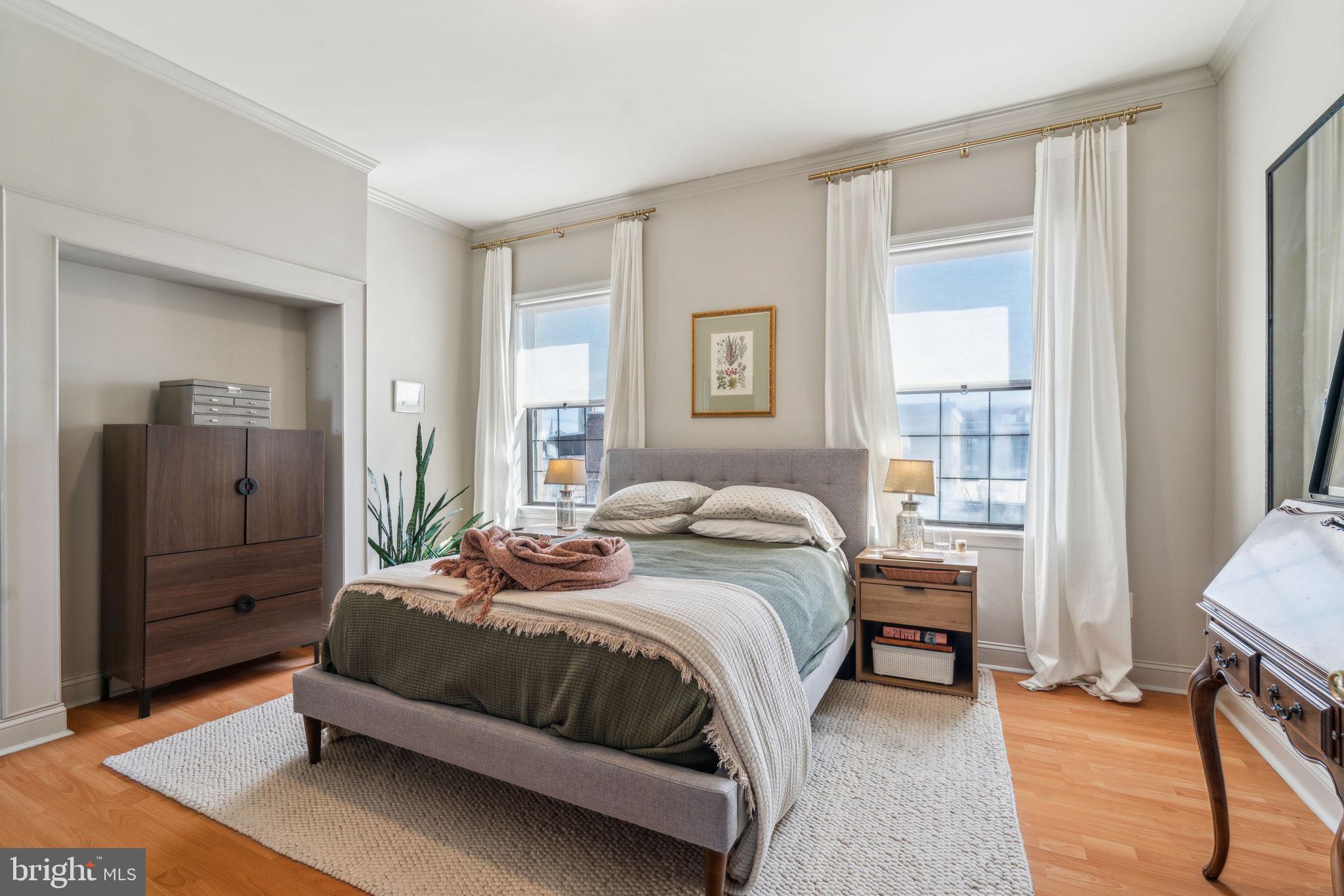 PASSYUNK SQUARE - Residential