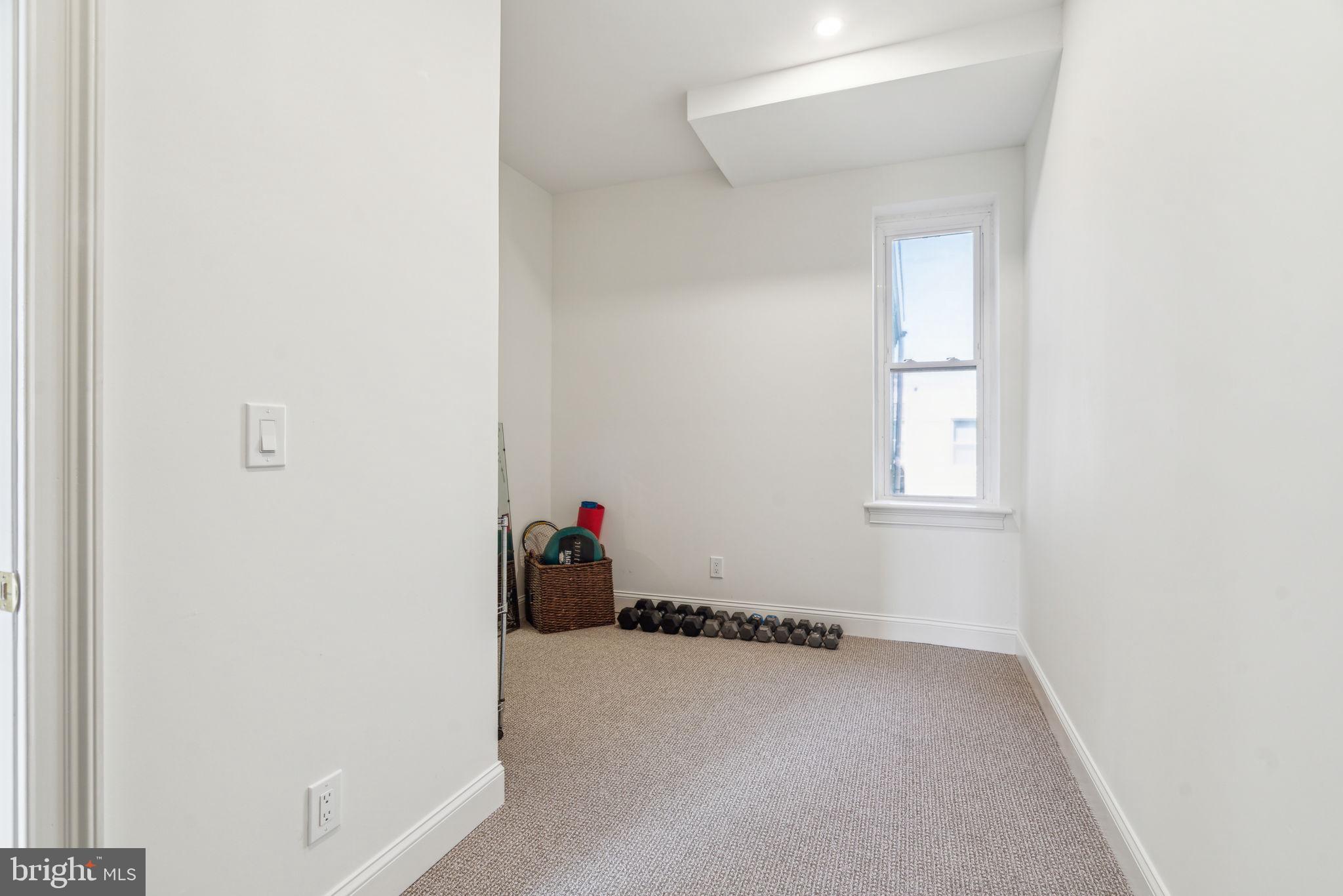 PASSYUNK SQUARE - Residential