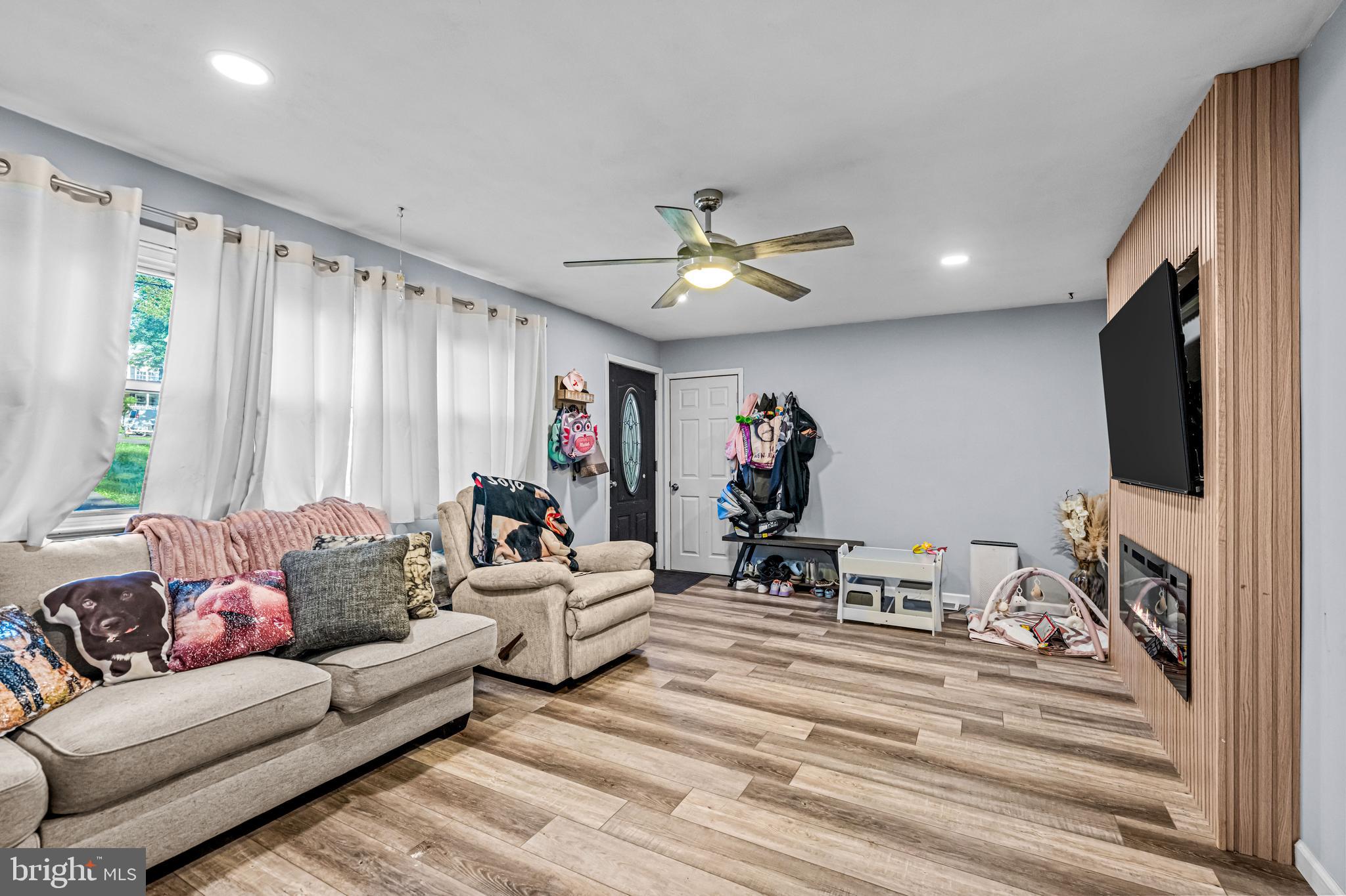 398 CEDAR AVENUE