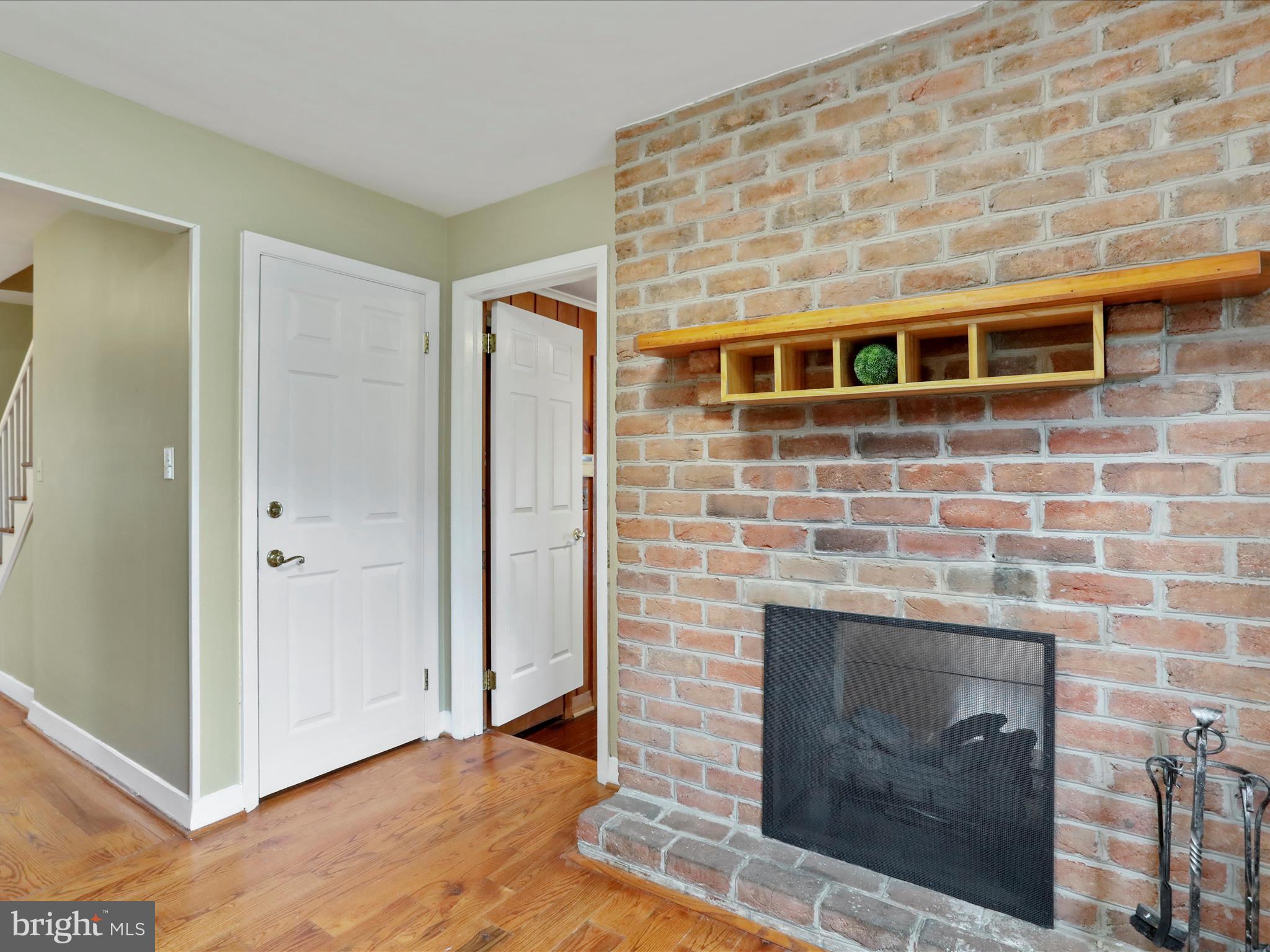 LONGVIEW ESTATES - Residential