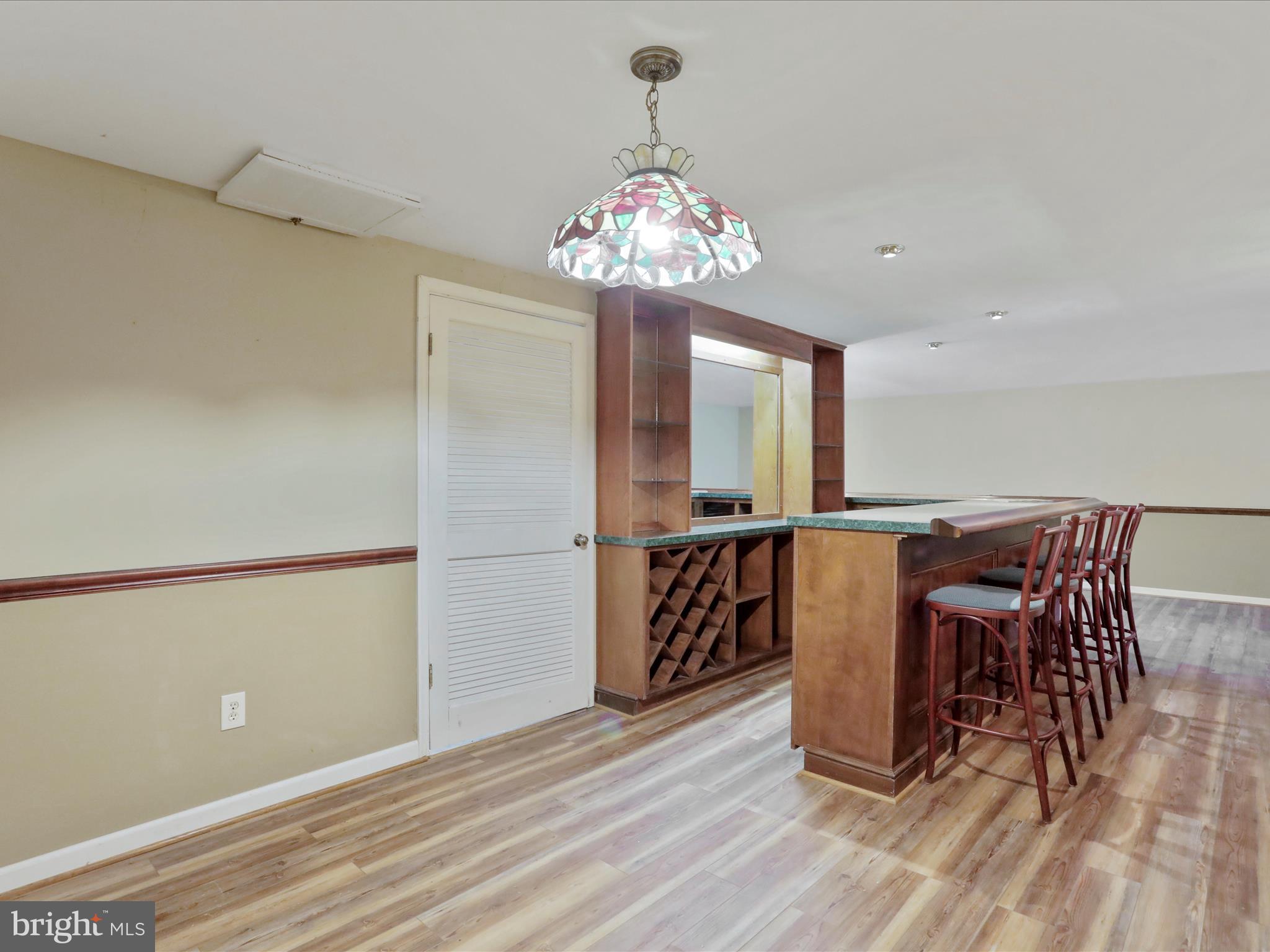 LONGVIEW ESTATES - Residential