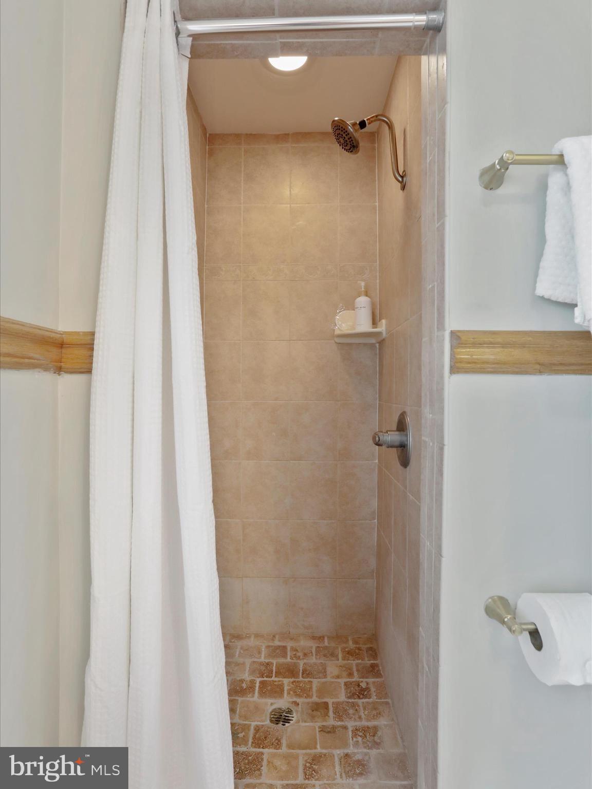 LONGVIEW ESTATES - Residential