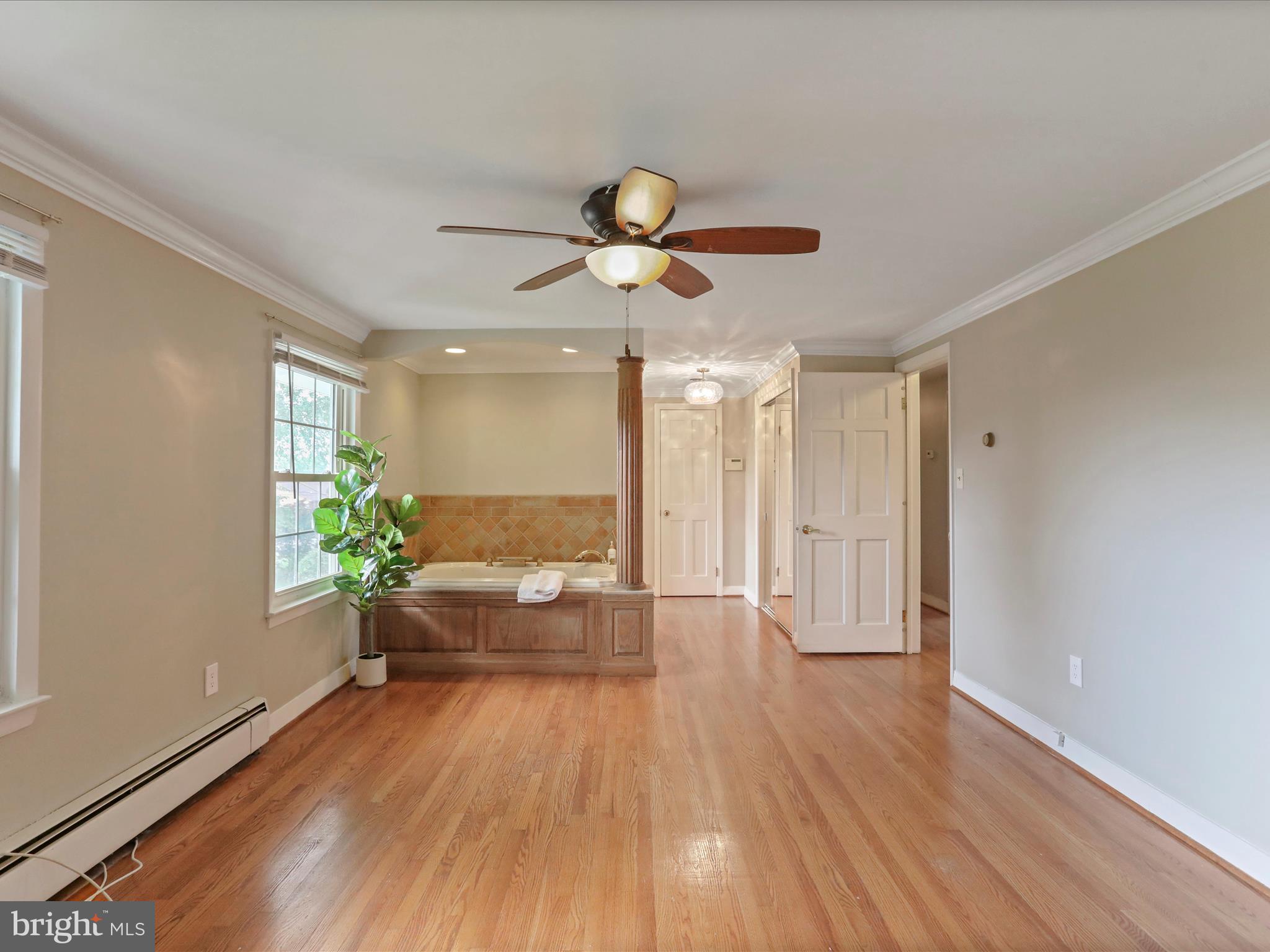 LONGVIEW ESTATES - Residential