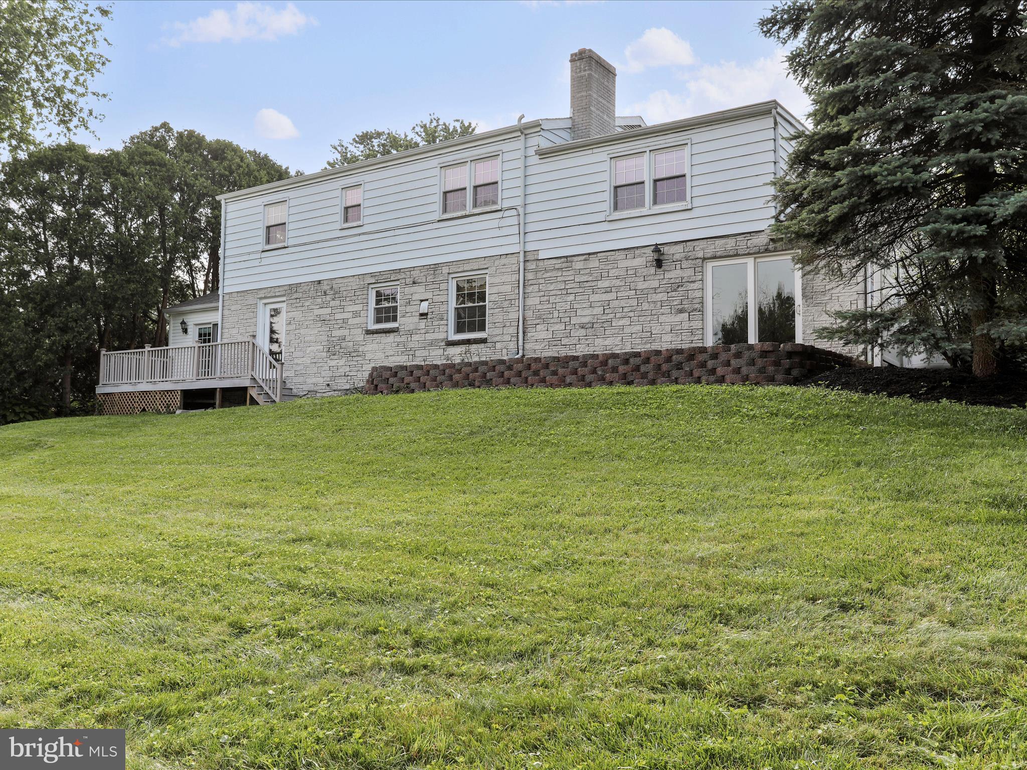 LONGVIEW ESTATES - Residential