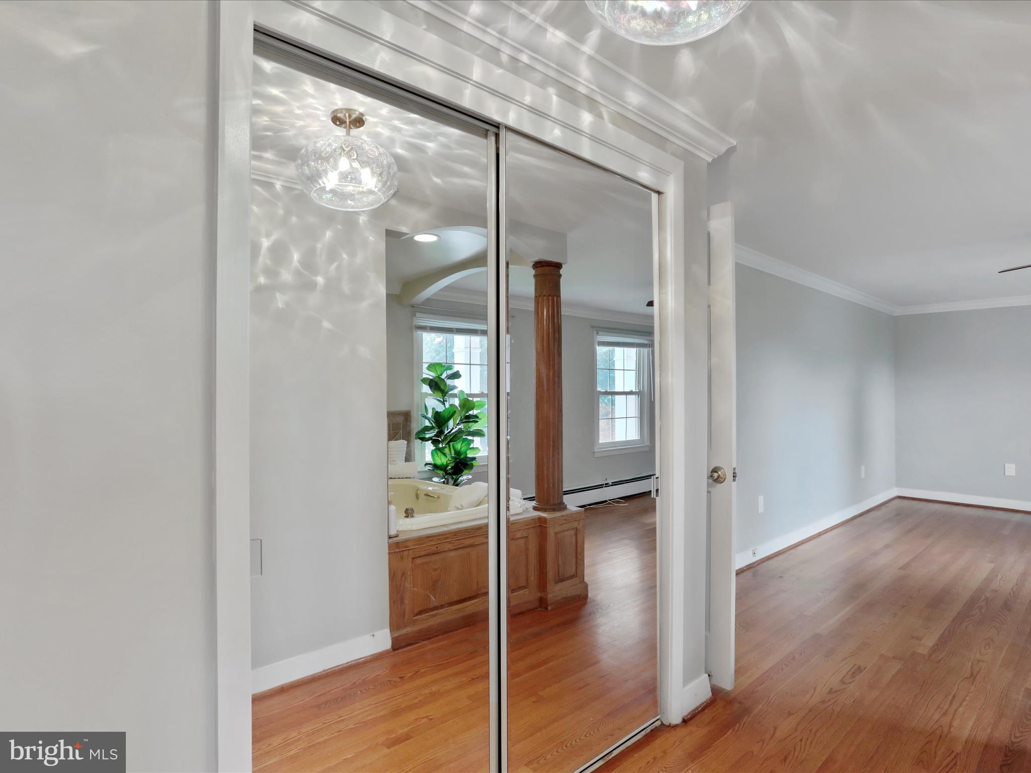 LONGVIEW ESTATES - Residential