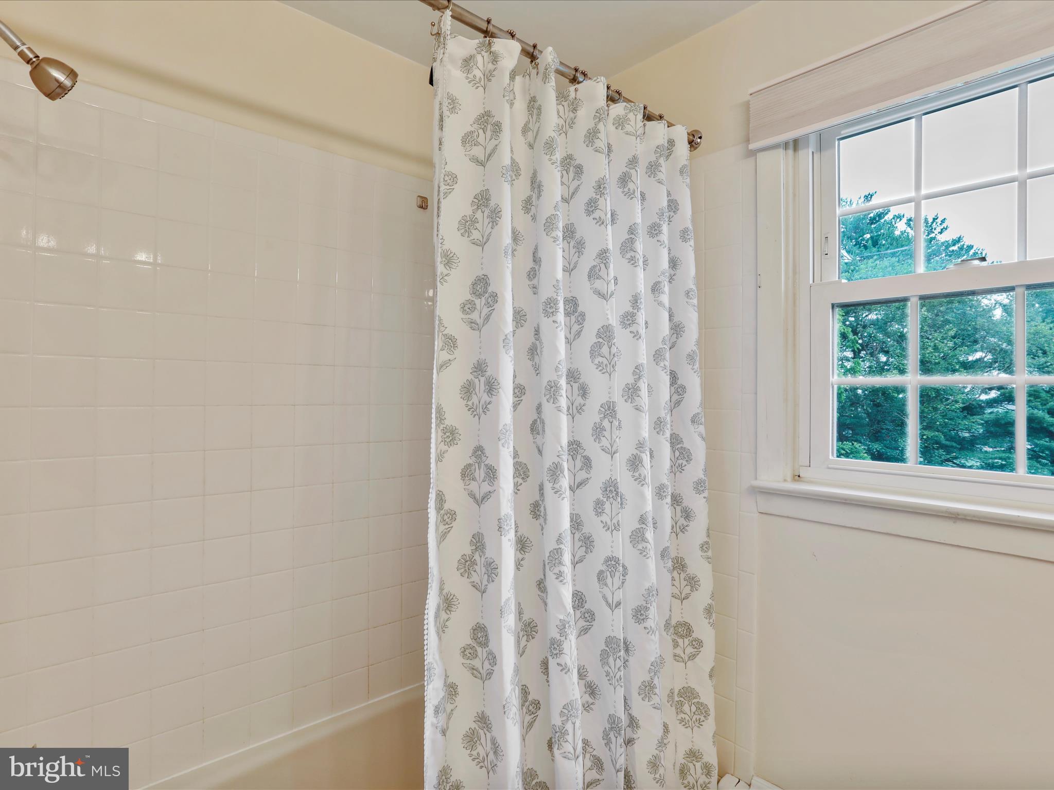 LONGVIEW ESTATES - Residential