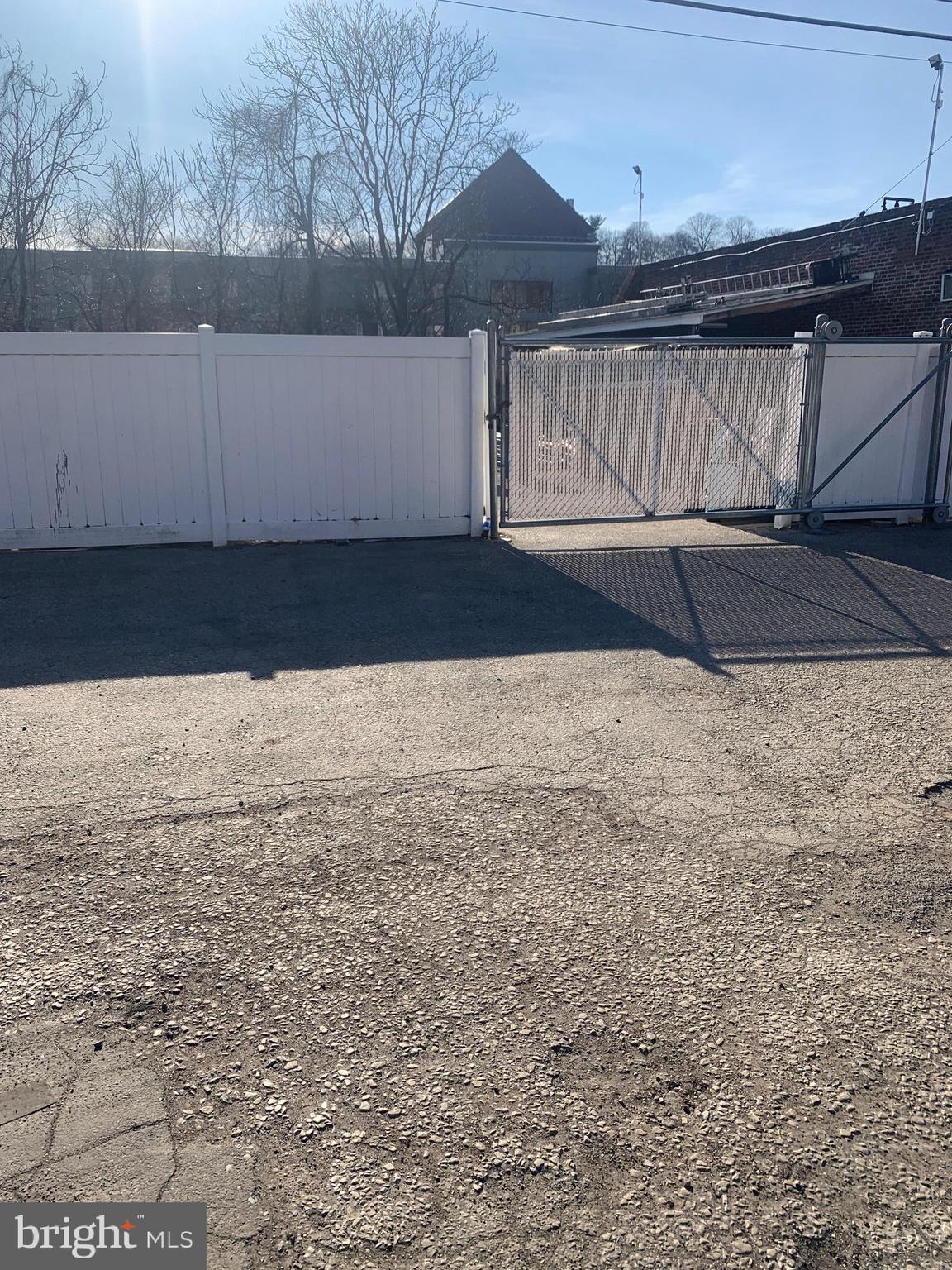 Here's a great opportunity to relocate your business to Manayunk across from Wissahickon train station. Lot sits above Main Street Manayunk. Great elevated views. Very unique little known location with minimal traffic location ON PRIVATE STREET. With ICMX zoning there are many possible uses. This is a combination sale with separately deeded adjoining parcel containing a +/- 2350 Sq. ft. beautiful office/warehouse with mailing address of 3660 Cresson St.