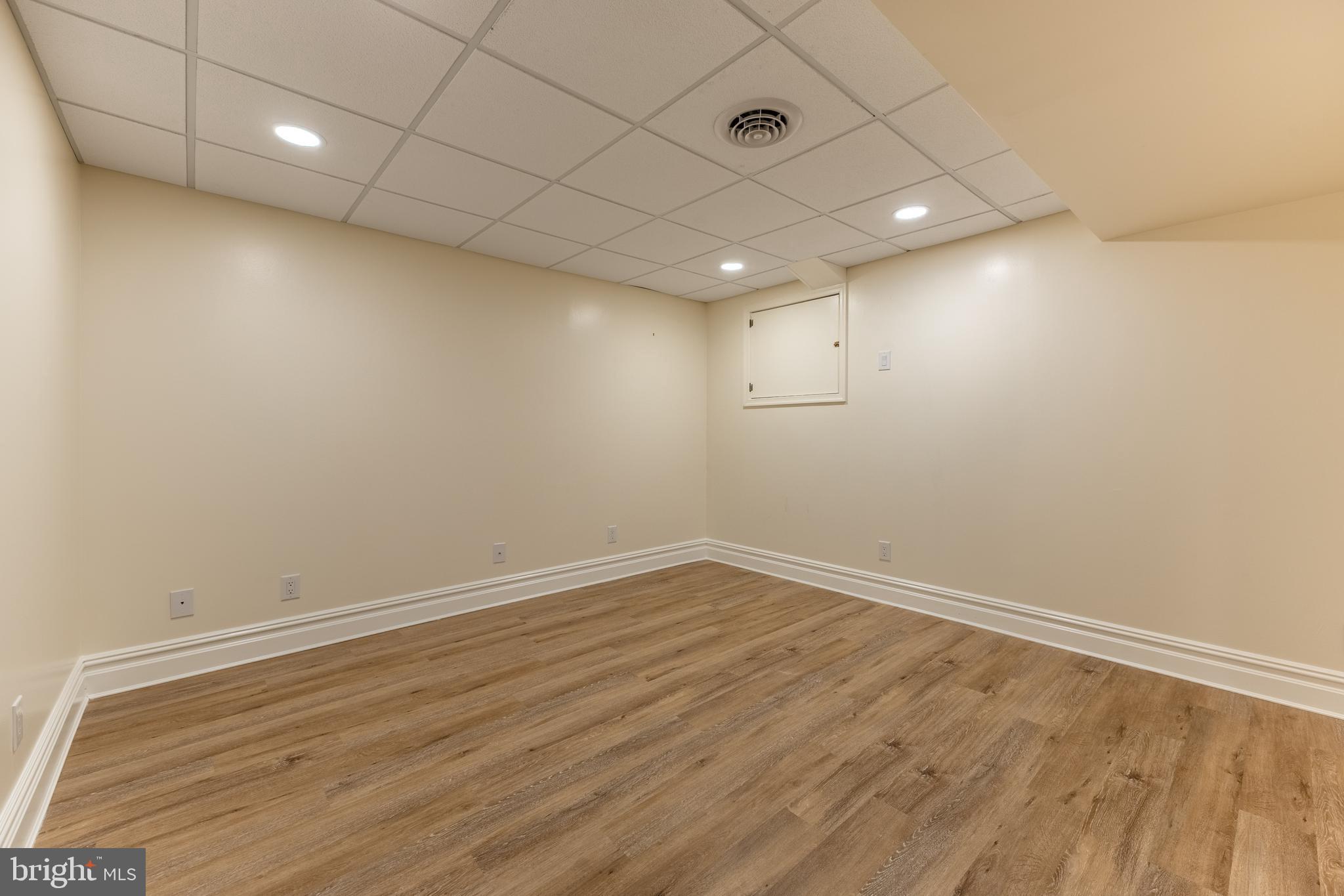 SPRINGFIELD - Residential