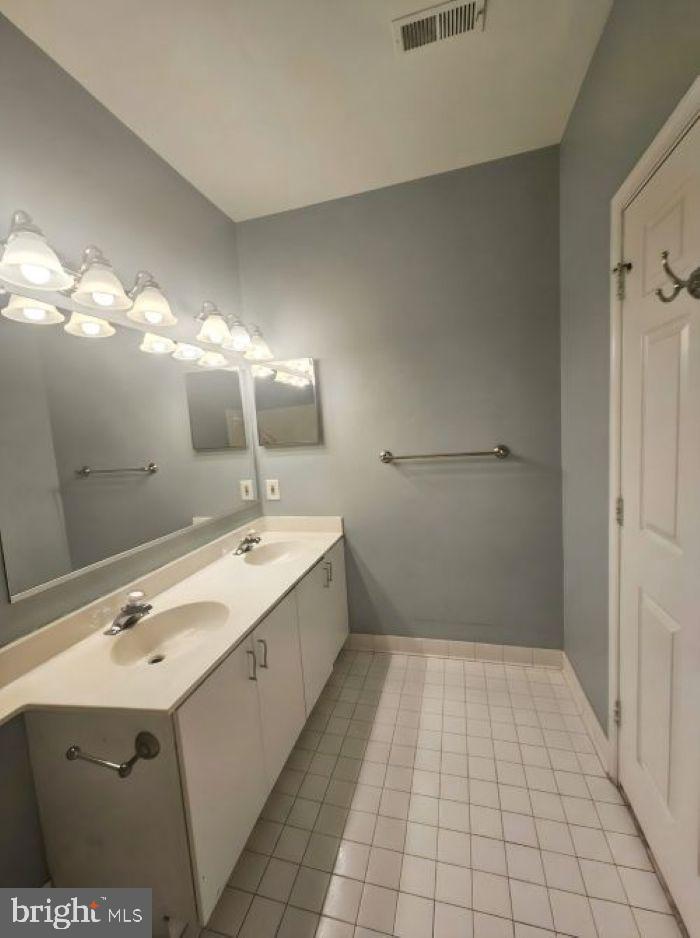 OWINGS MILLS NEW TOWN - Residential