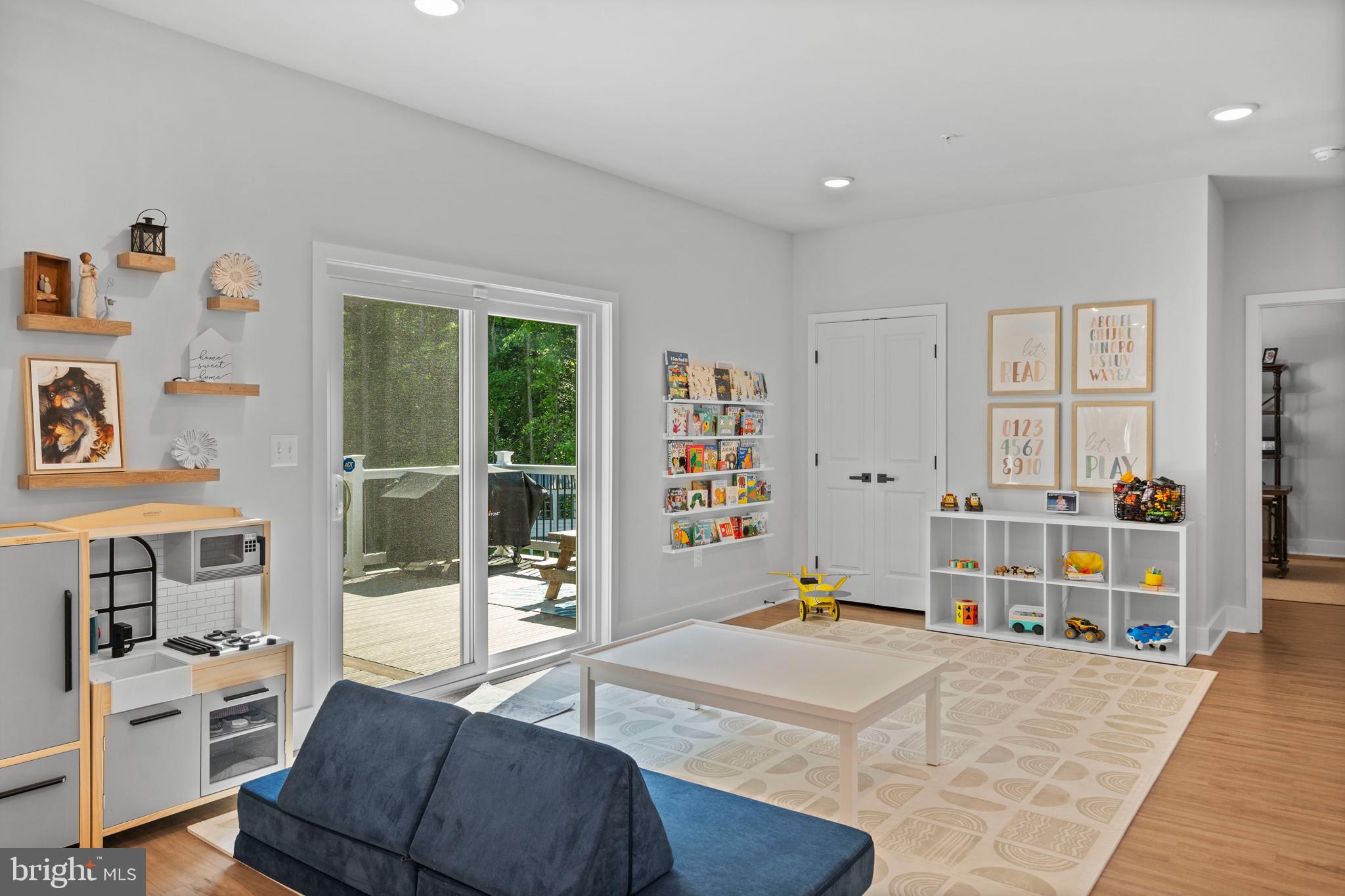 TURNER'S HOLLOW - Residential