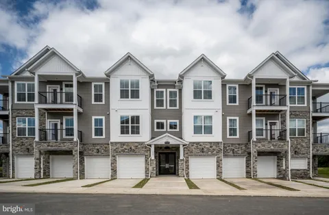 19 Artemisia Way Unit 305, Stafford, VA 22554 - MLS#: VAST2036514