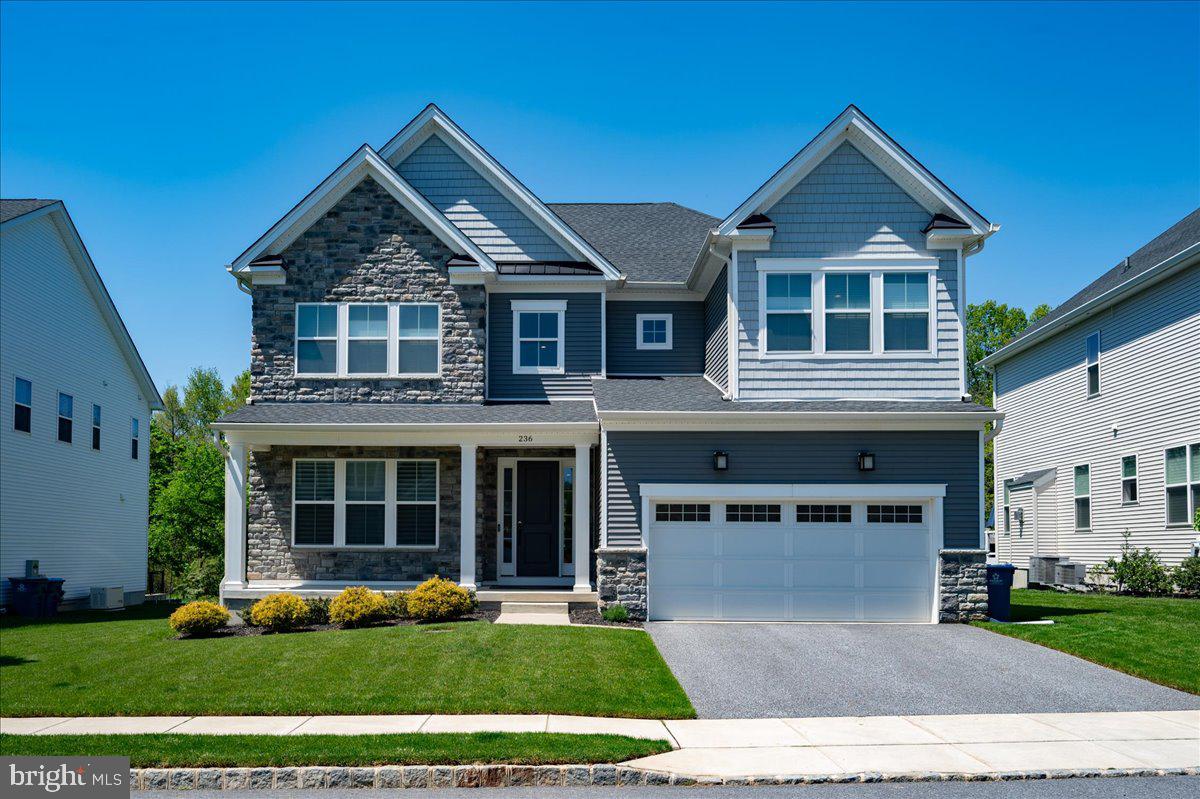 UNIONVILLE - Residential