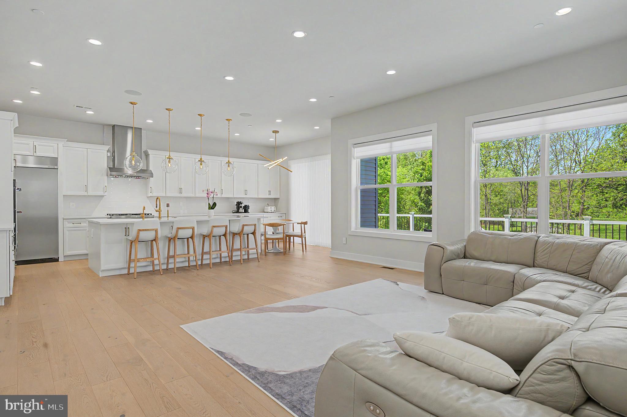 236 LILY LANE