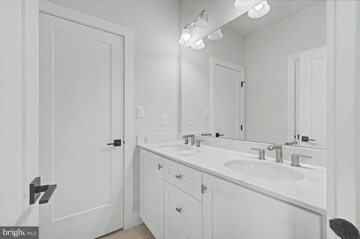 UNIONVILLE - Residential