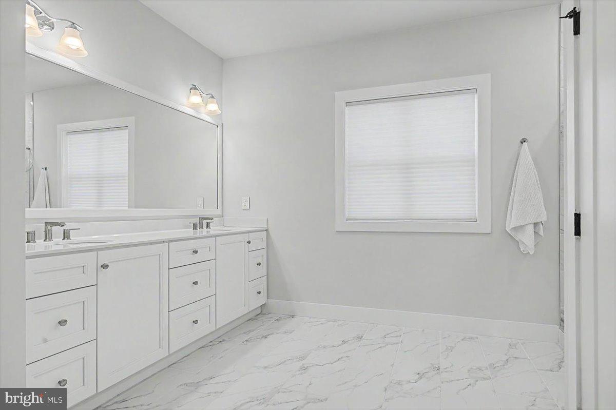 UNIONVILLE - Residential