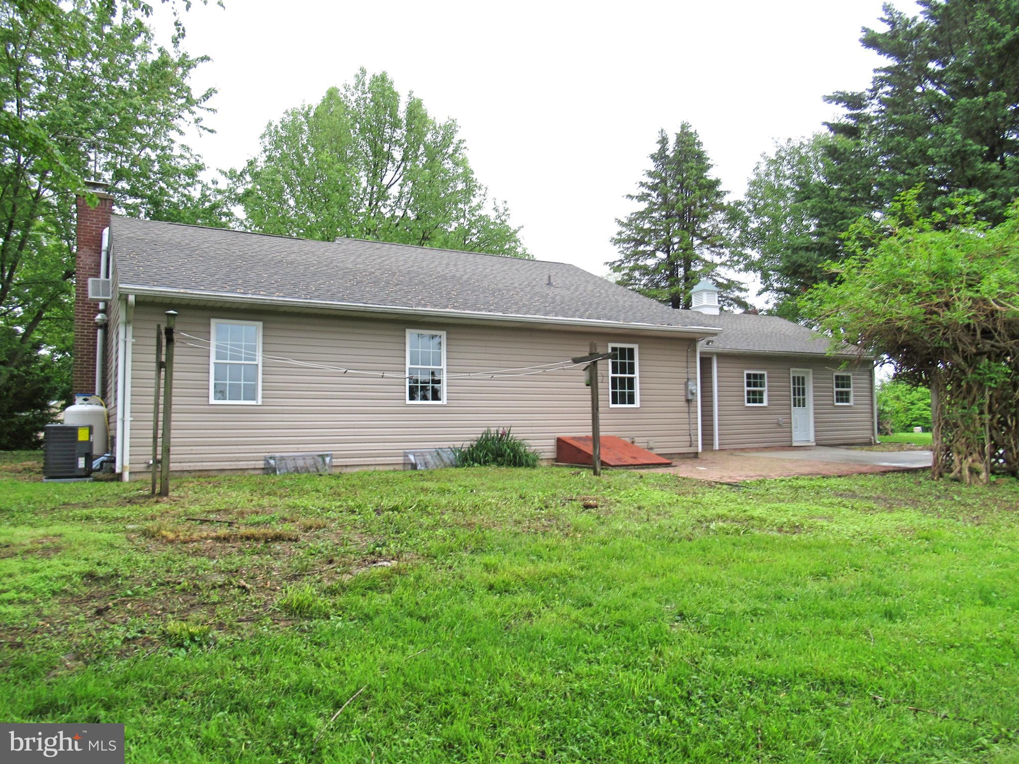 WEST MANHEIM - Residential