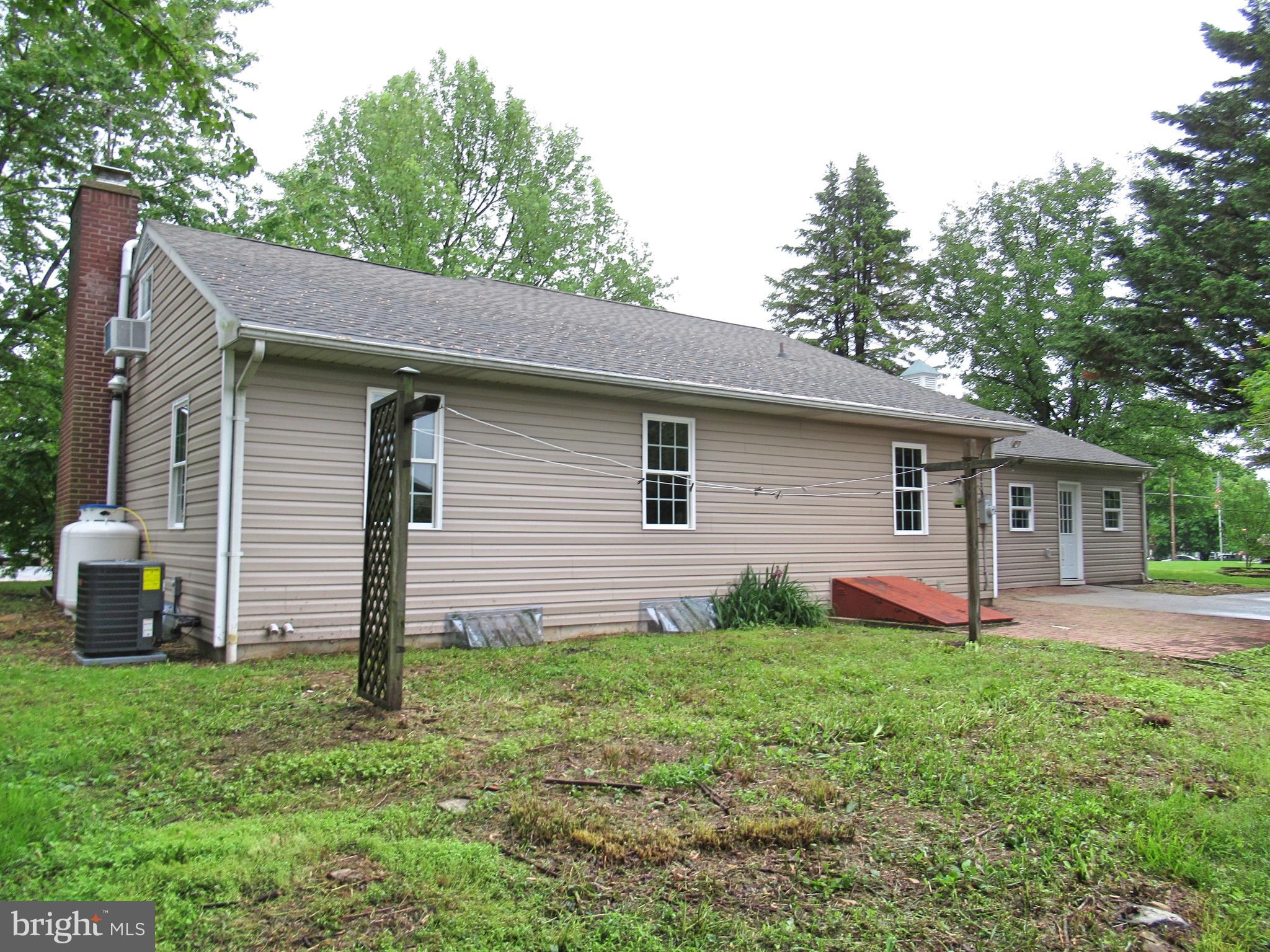 WEST MANHEIM - Residential