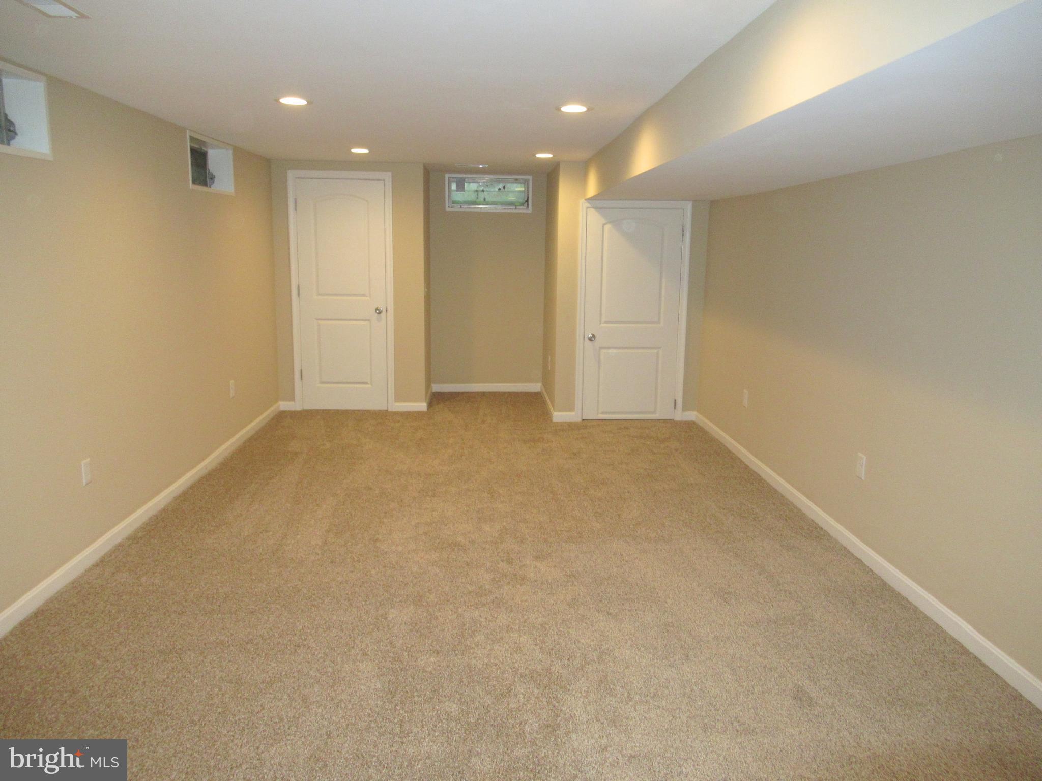 WEST MANHEIM - Residential