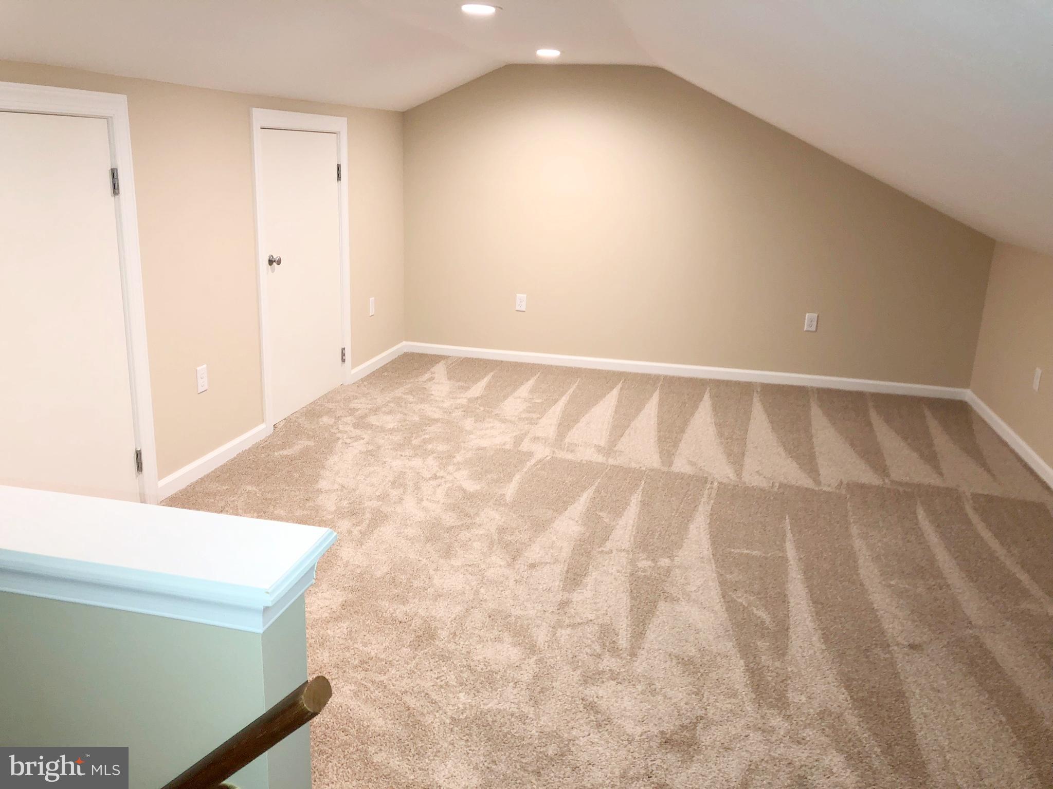 WEST MANHEIM - Residential