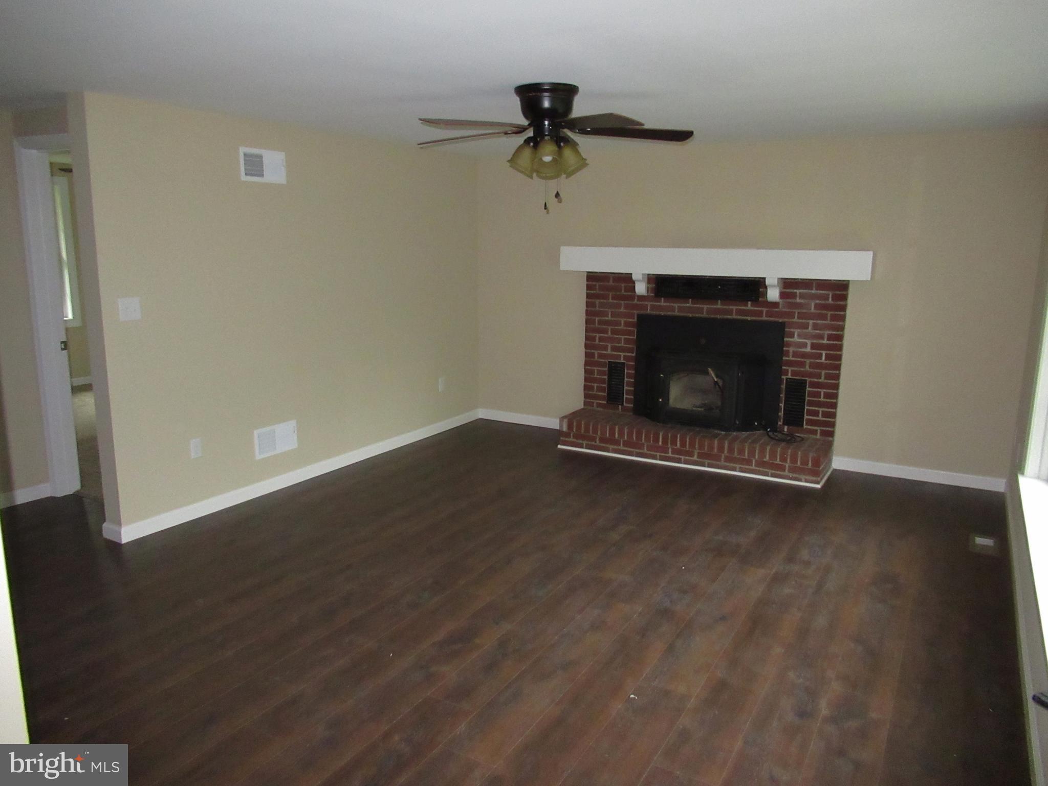 WEST MANHEIM - Residential