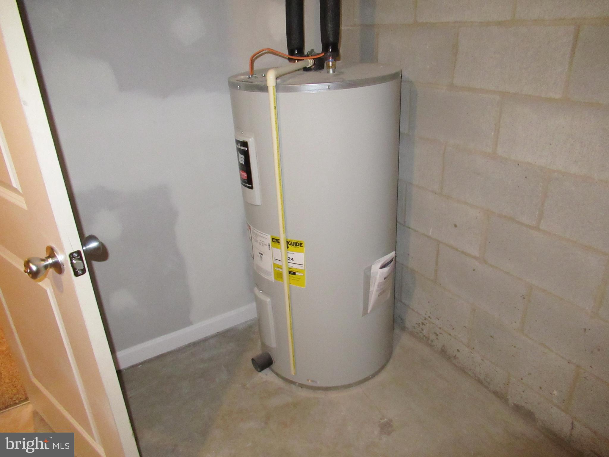 WEST MANHEIM - Residential