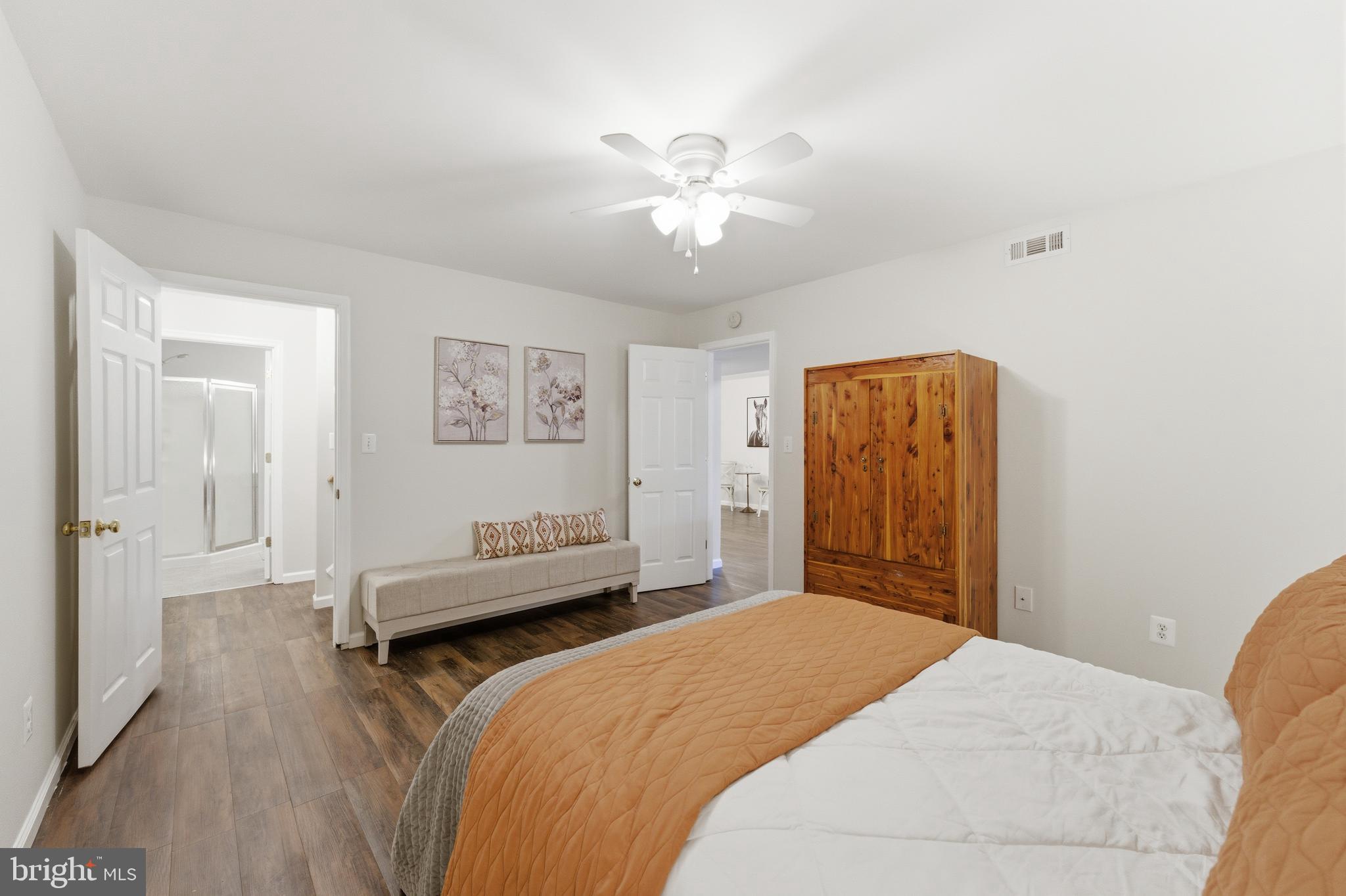 GREENHILL CROSSING - Residential