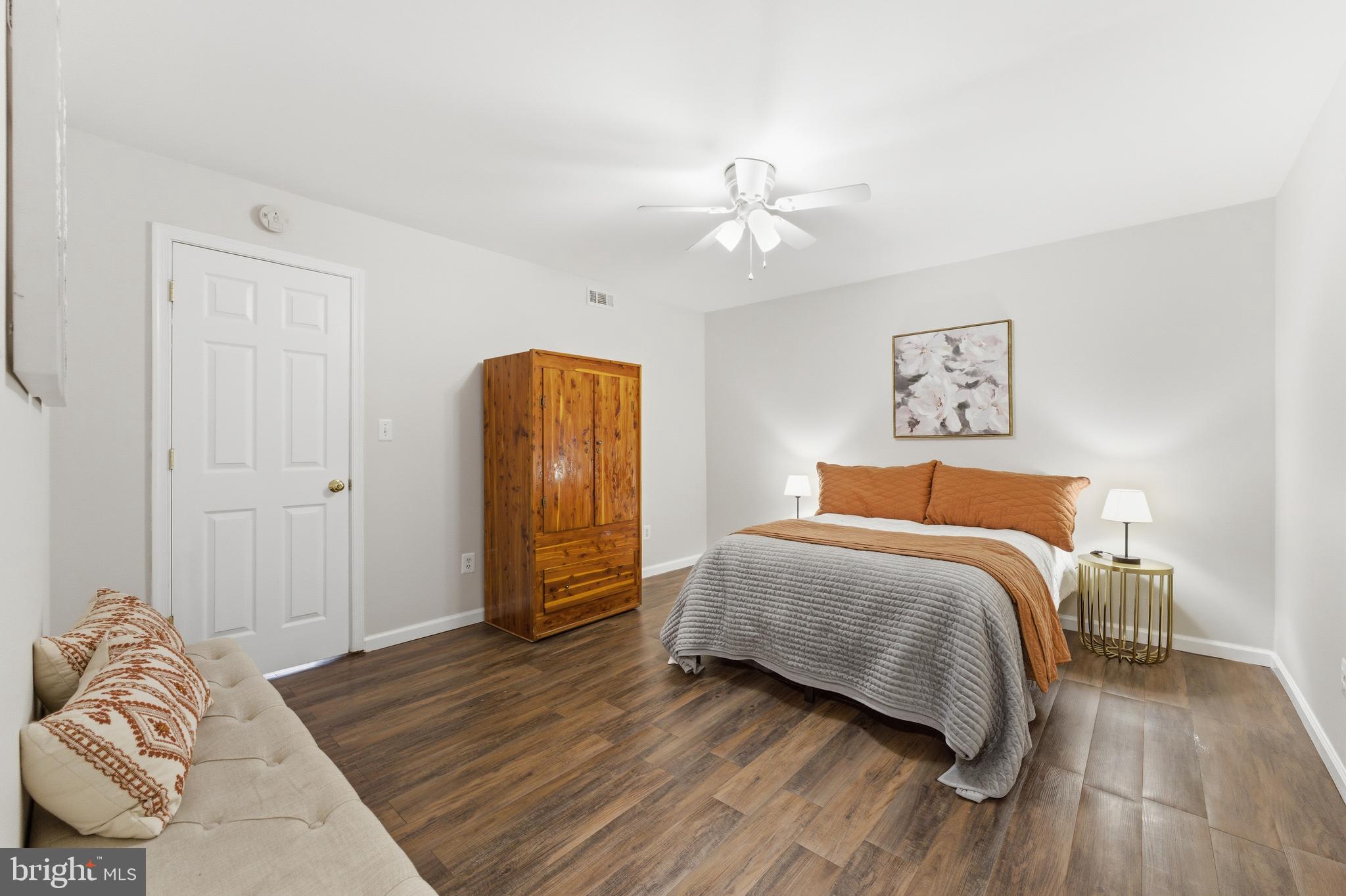 GREENHILL CROSSING - Residential