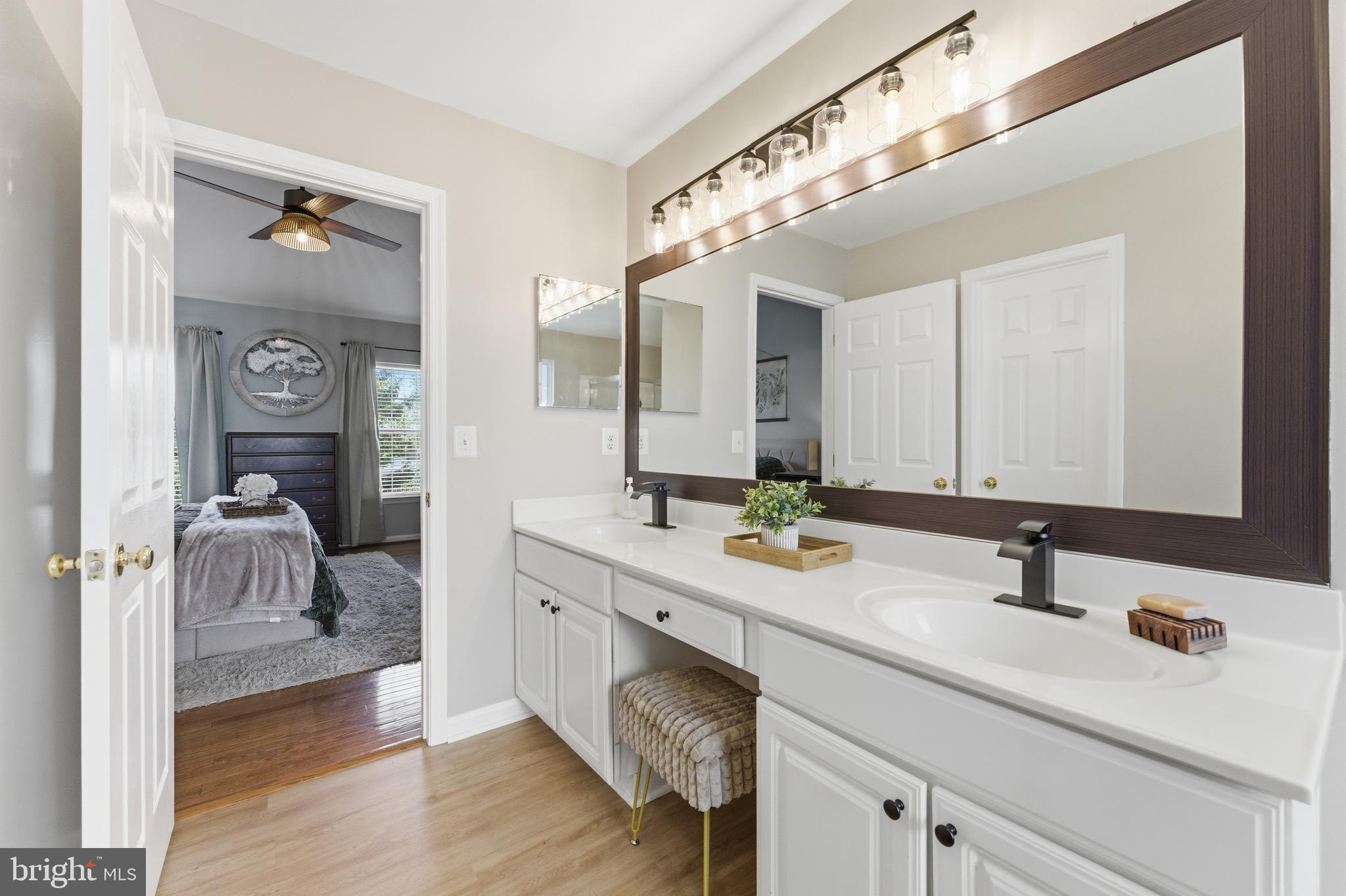GREENHILL CROSSING - Residential