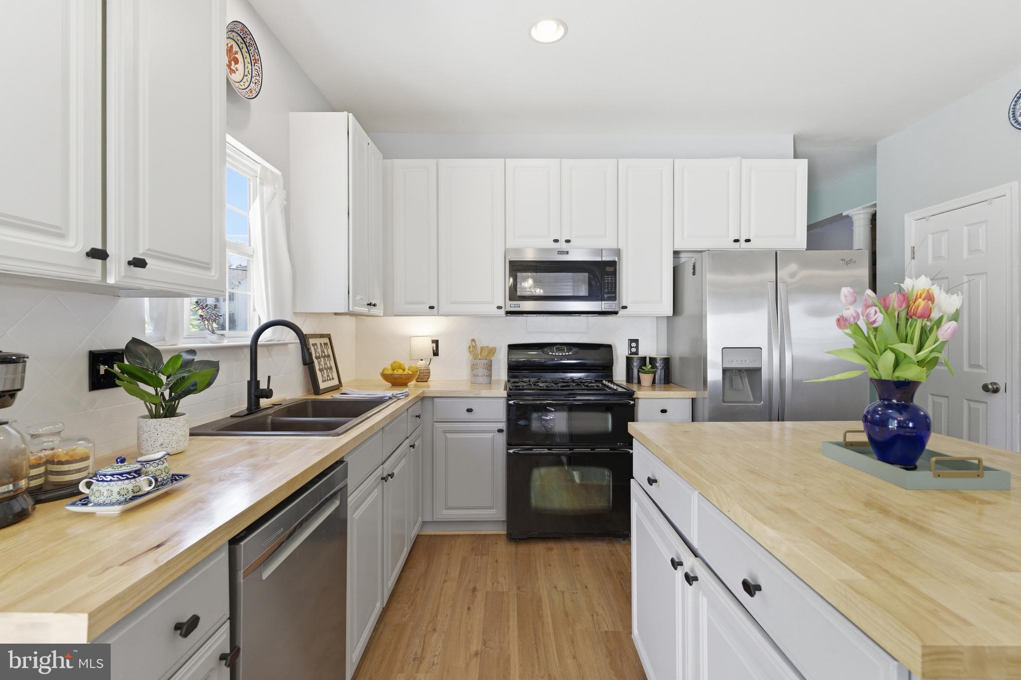 GREENHILL CROSSING - Residential
