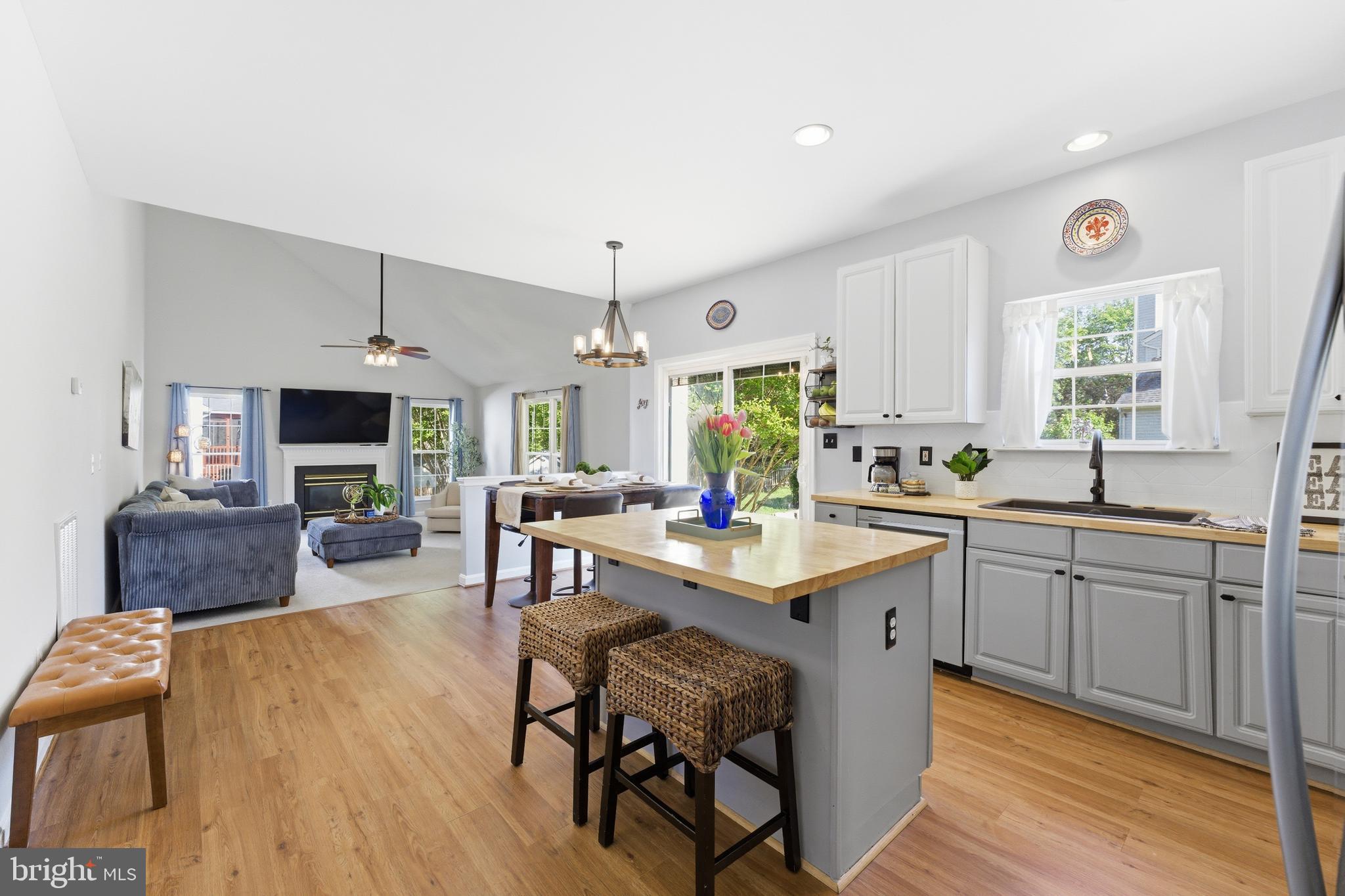 GREENHILL CROSSING - Residential