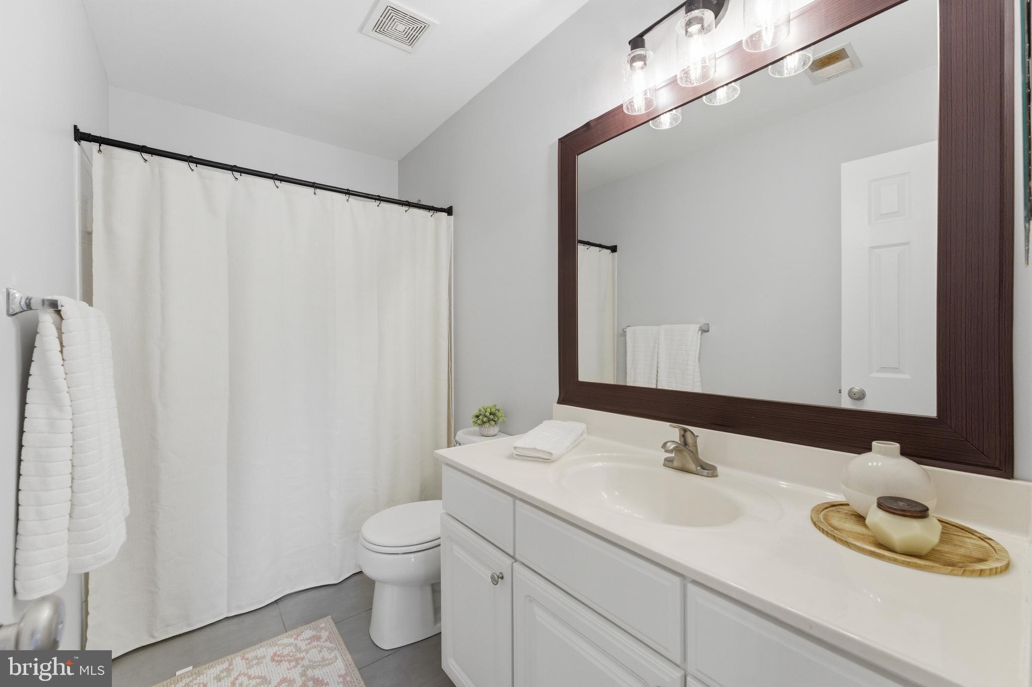 GREENHILL CROSSING - Residential