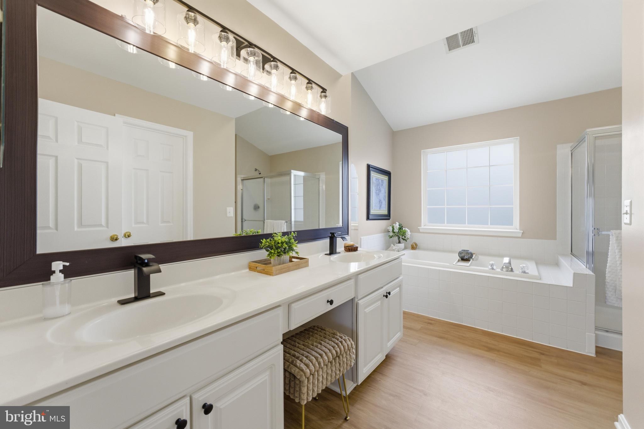 GREENHILL CROSSING - Residential