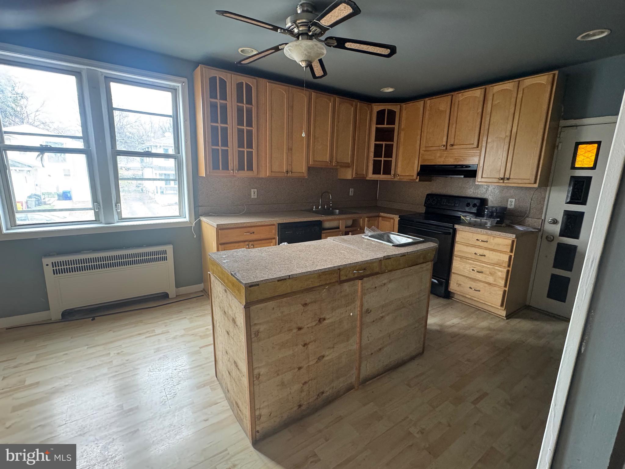 CHELTENHAM - Residential