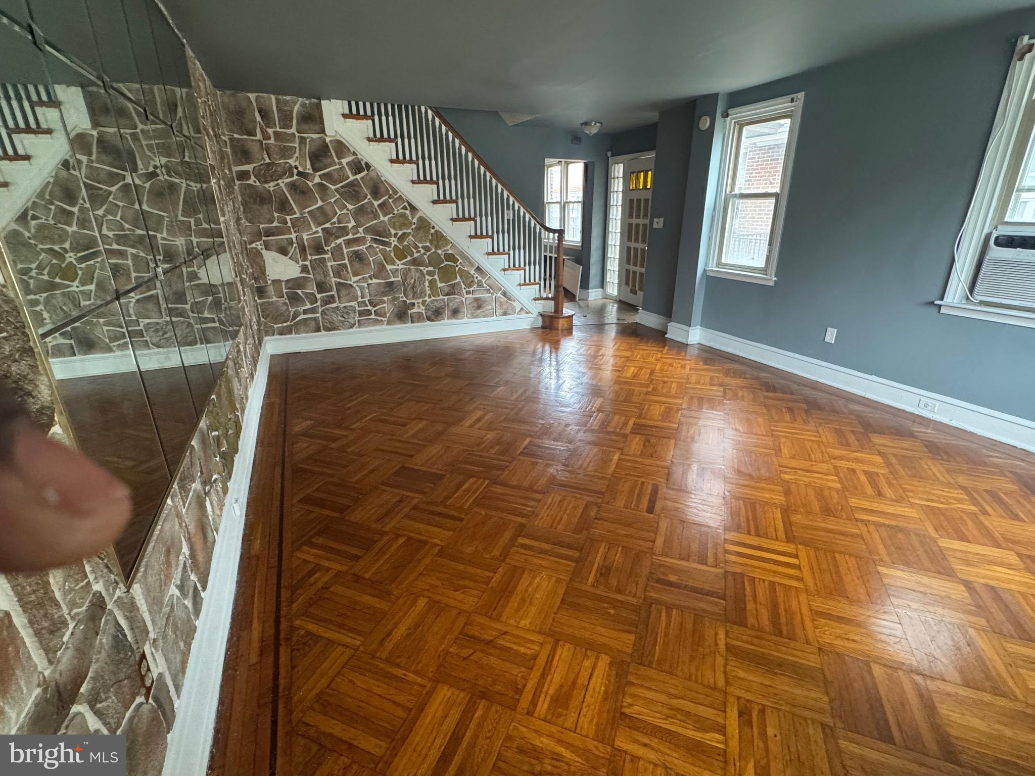 CHELTENHAM - Residential