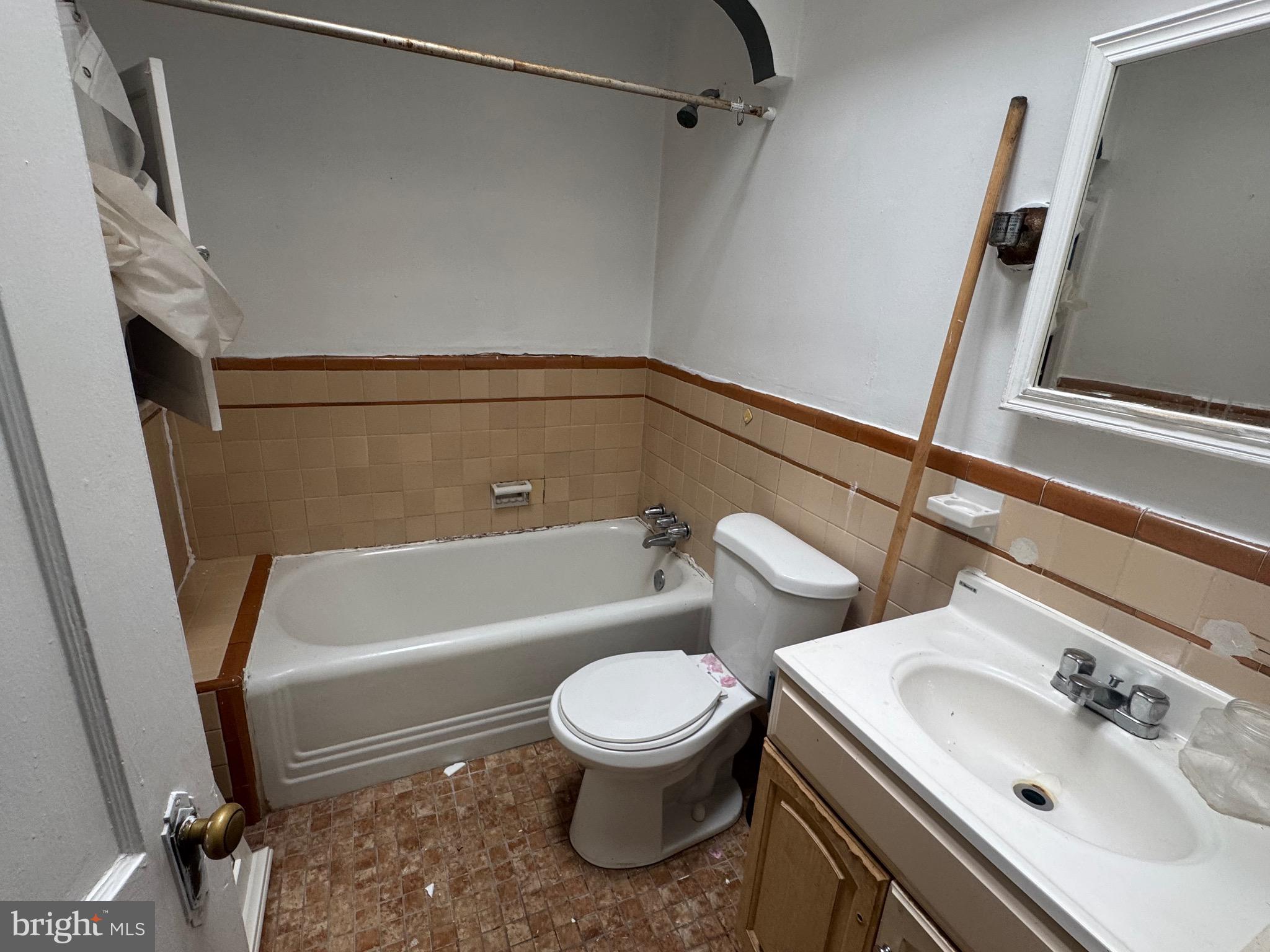 CHELTENHAM - Residential