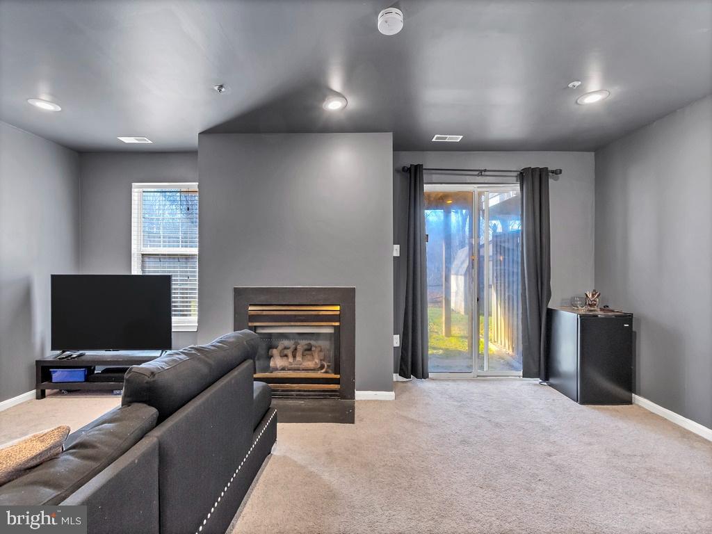 RANDALLSTOWN - Residential